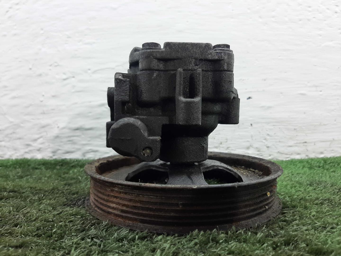 Насос ГУР (гидроусилитель руля)