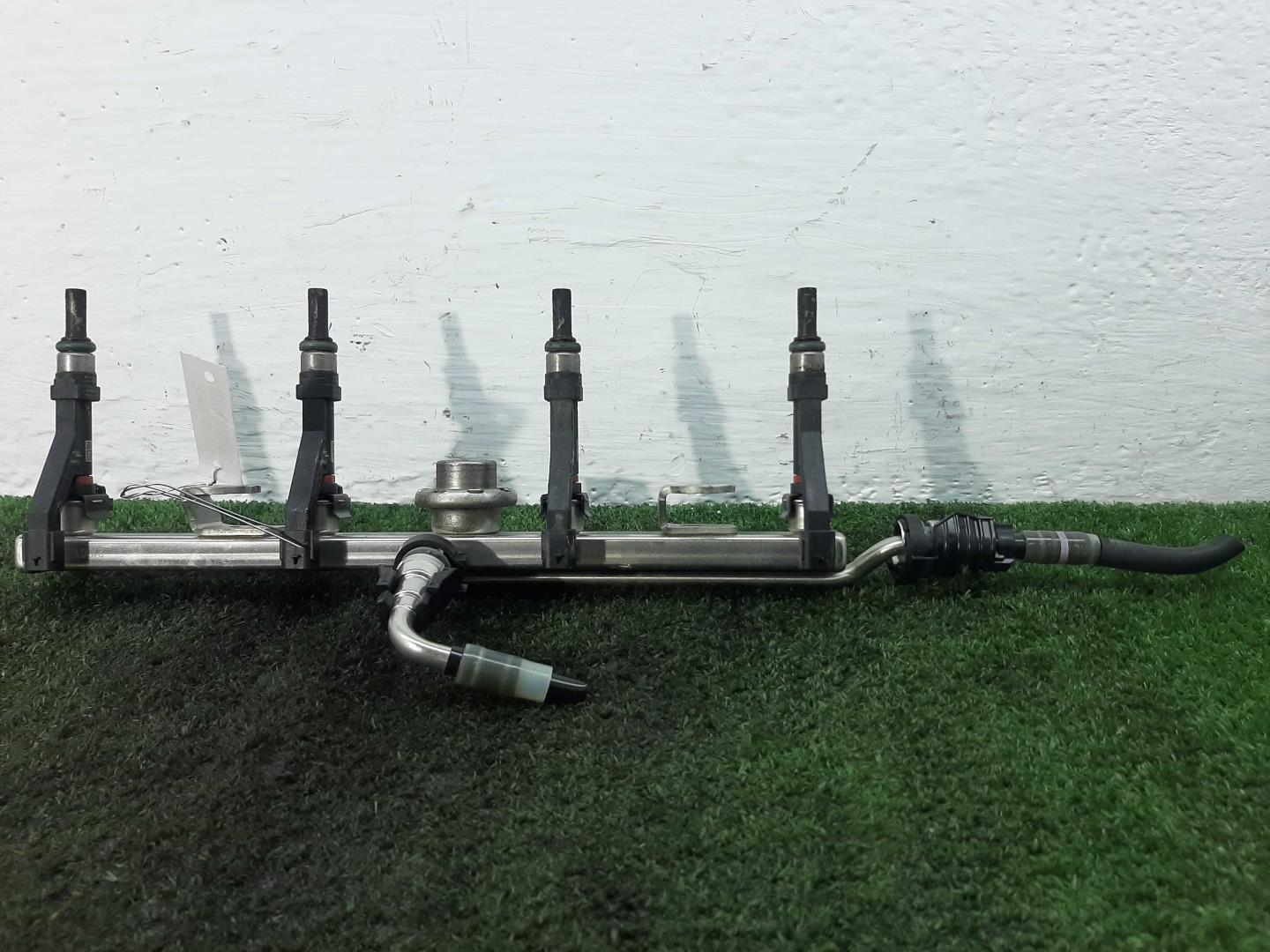 Рейка топливная (рампа)