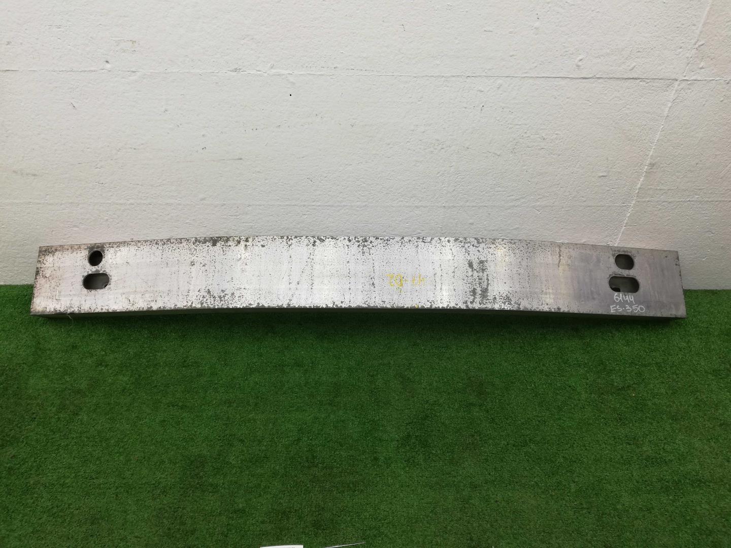 Усилитель заднего бампера