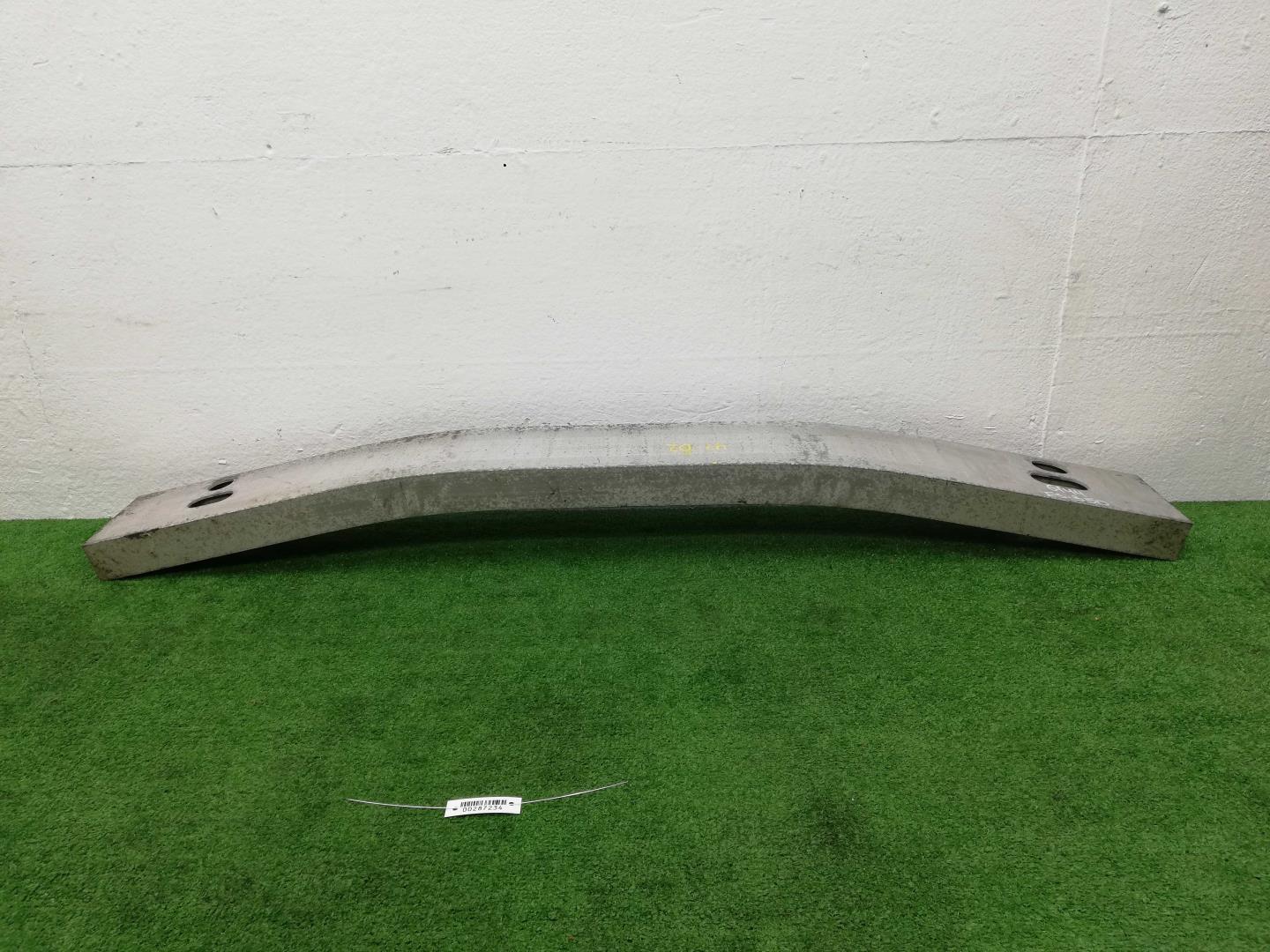 Усилитель заднего бампера