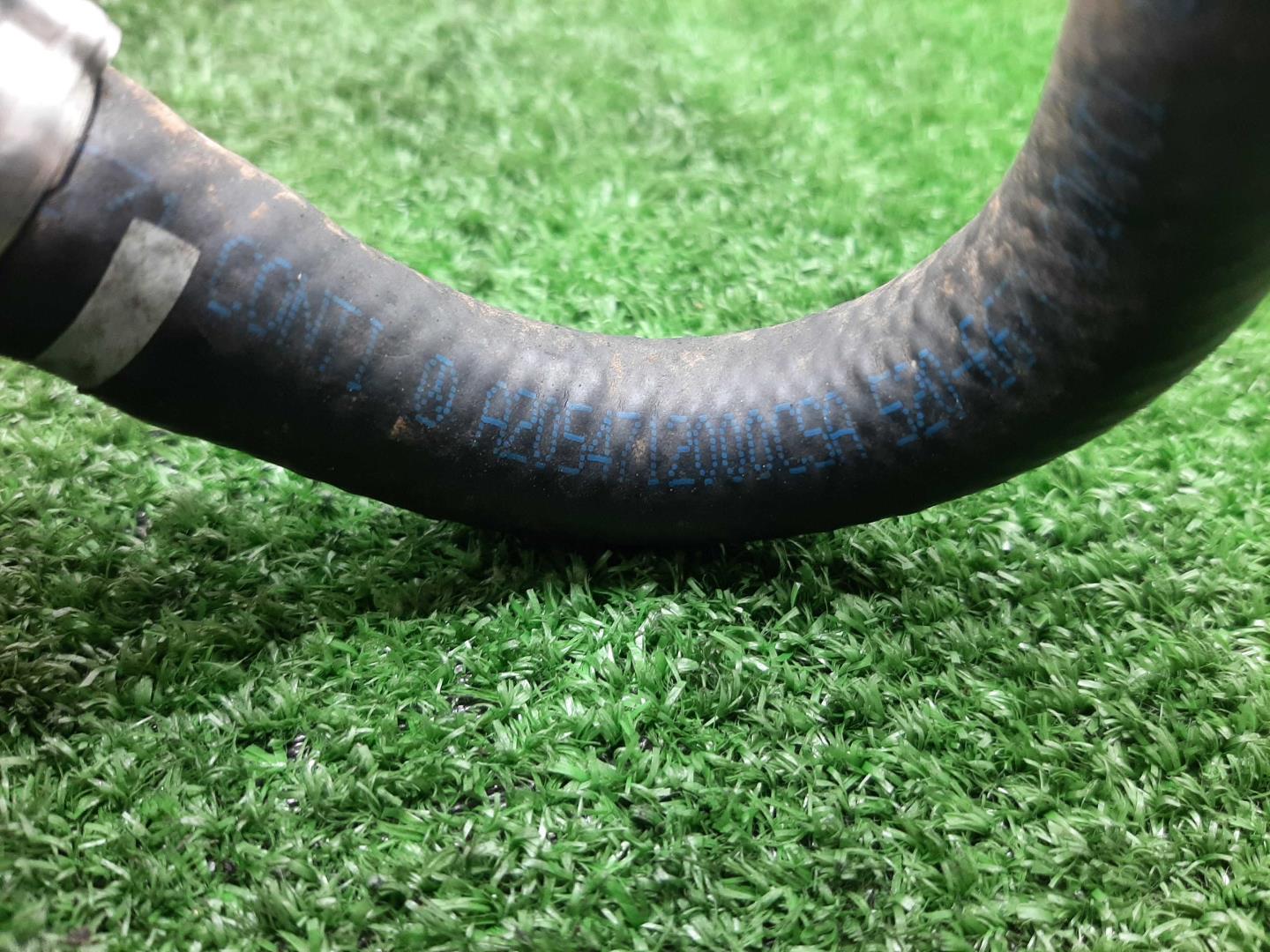 Трубка топливная