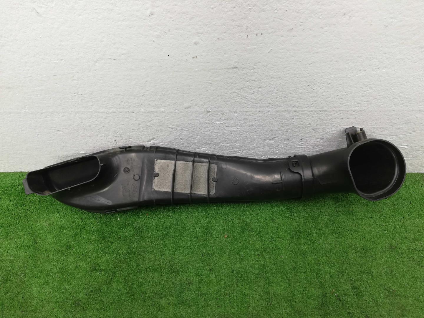 Патрубок воздушного фильтра