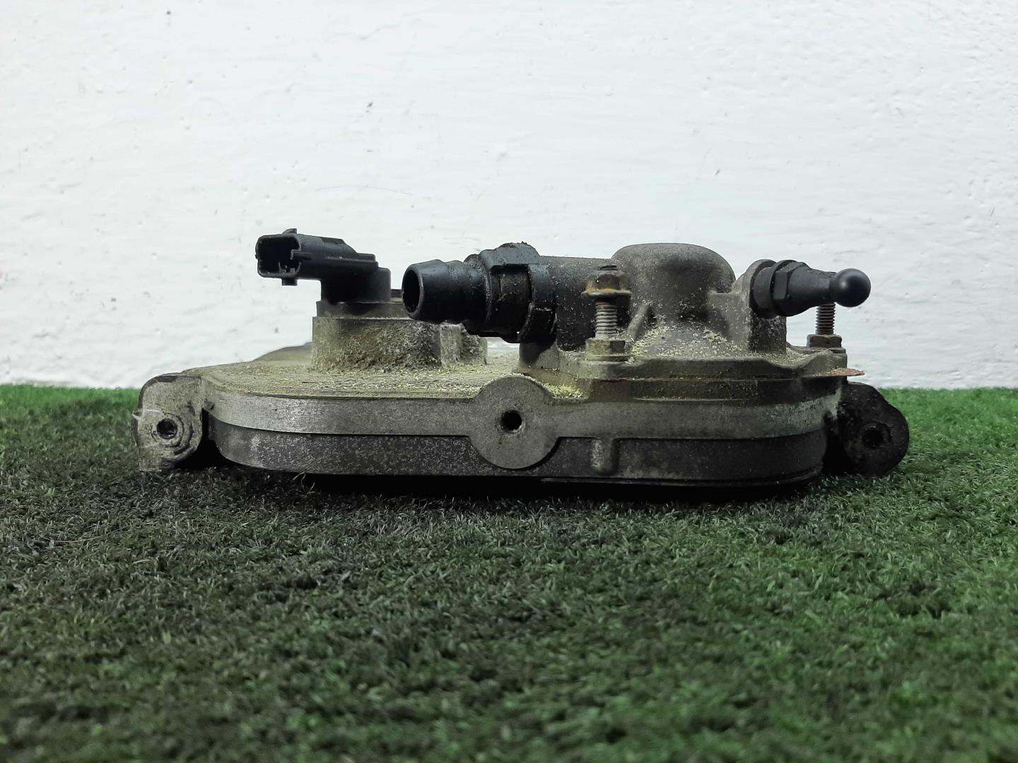 Крышка двигателя