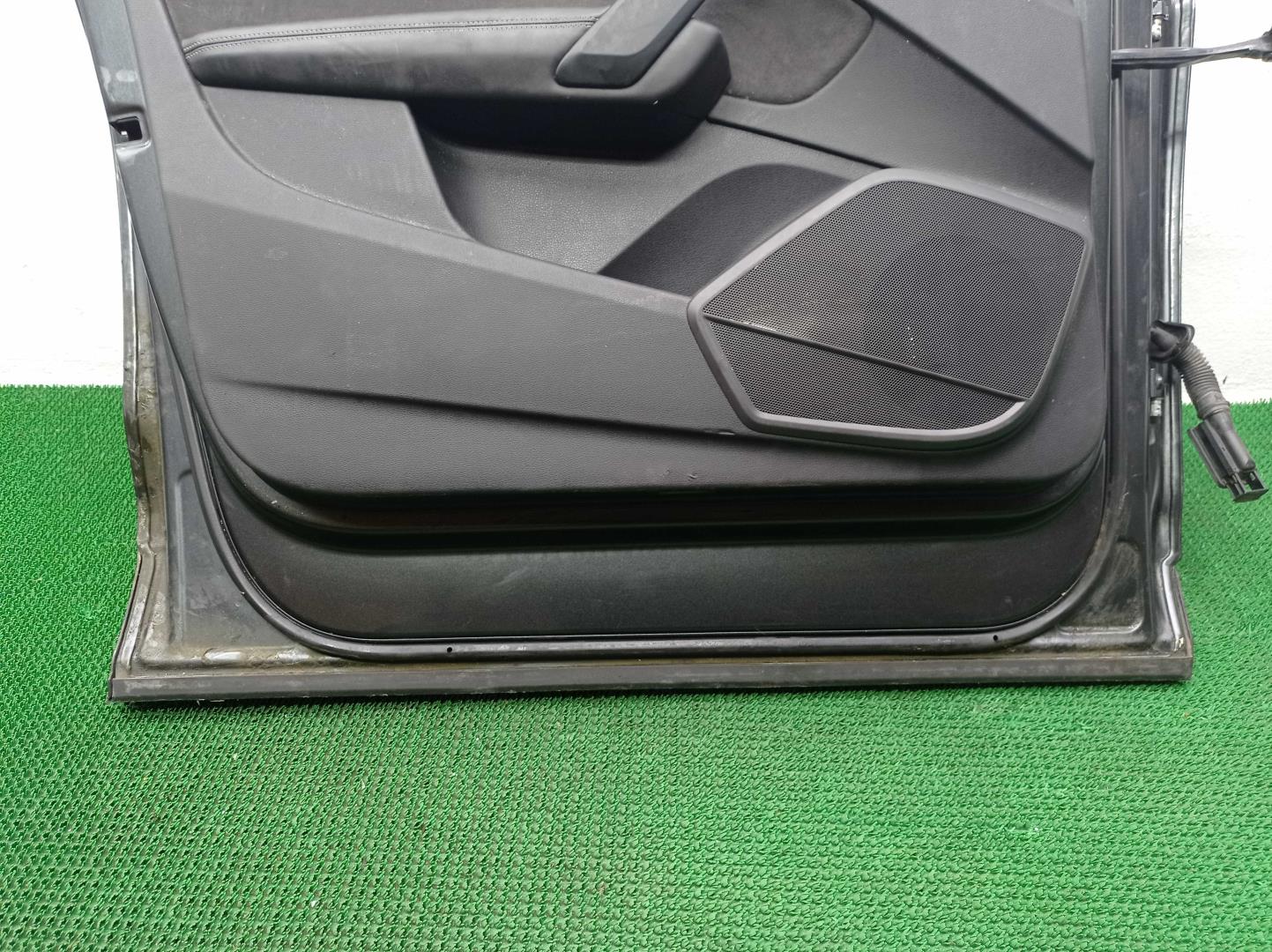 Стеклоподъемник электр. передний левый