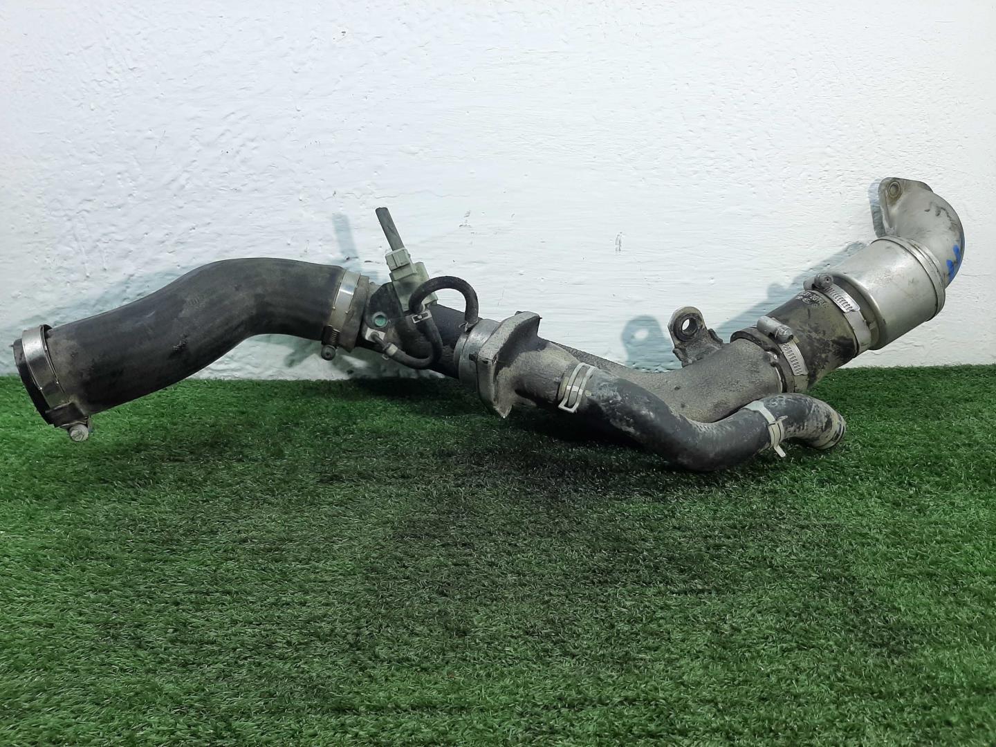 Патрубок интеркулера