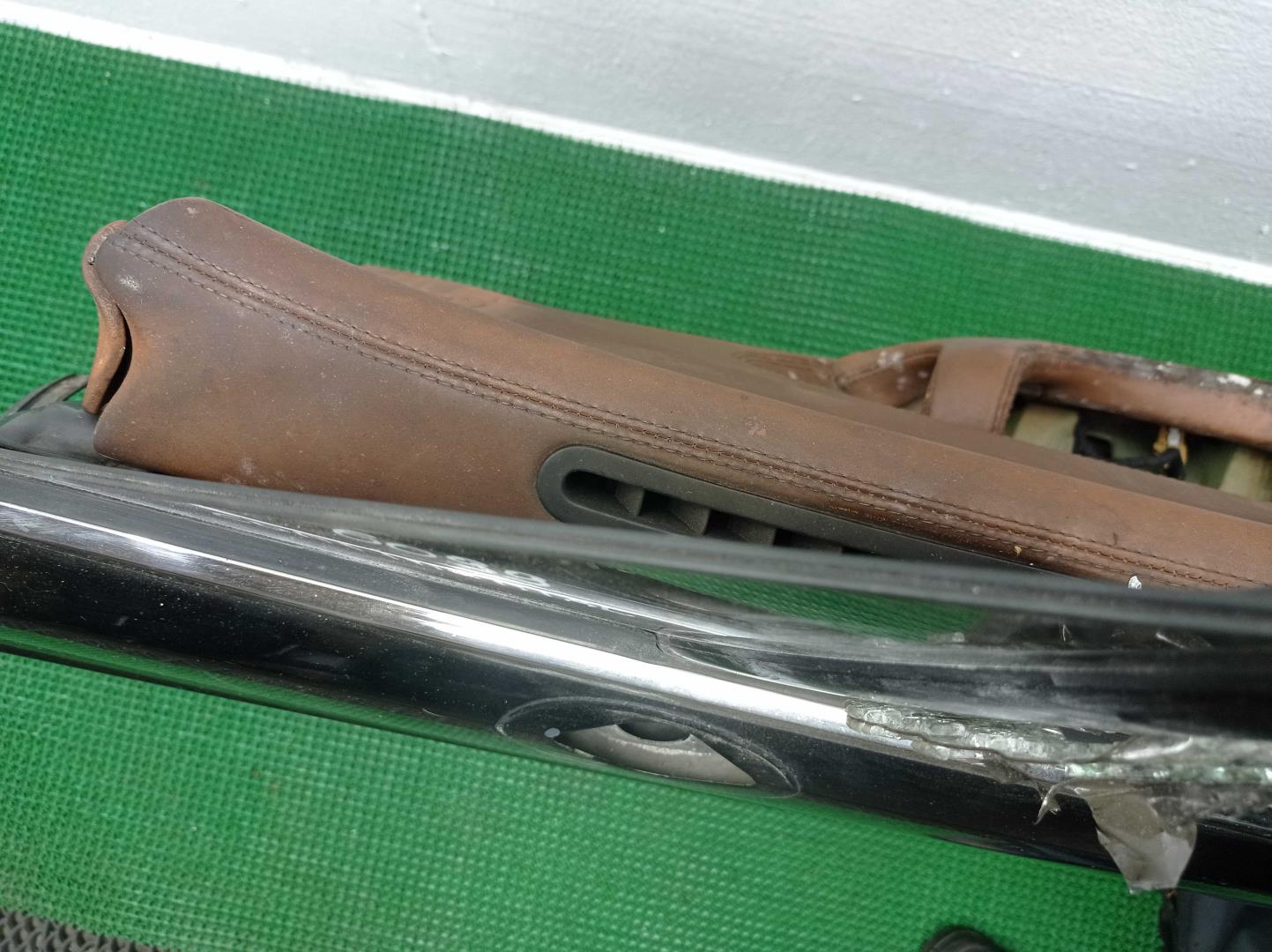 Дверь передняя левая