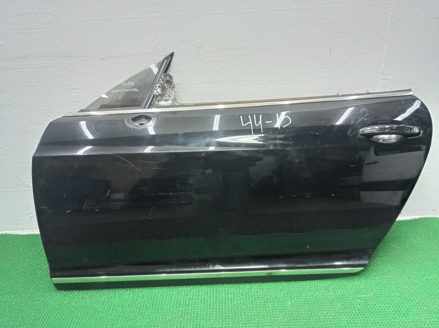 Дверь передняя левая