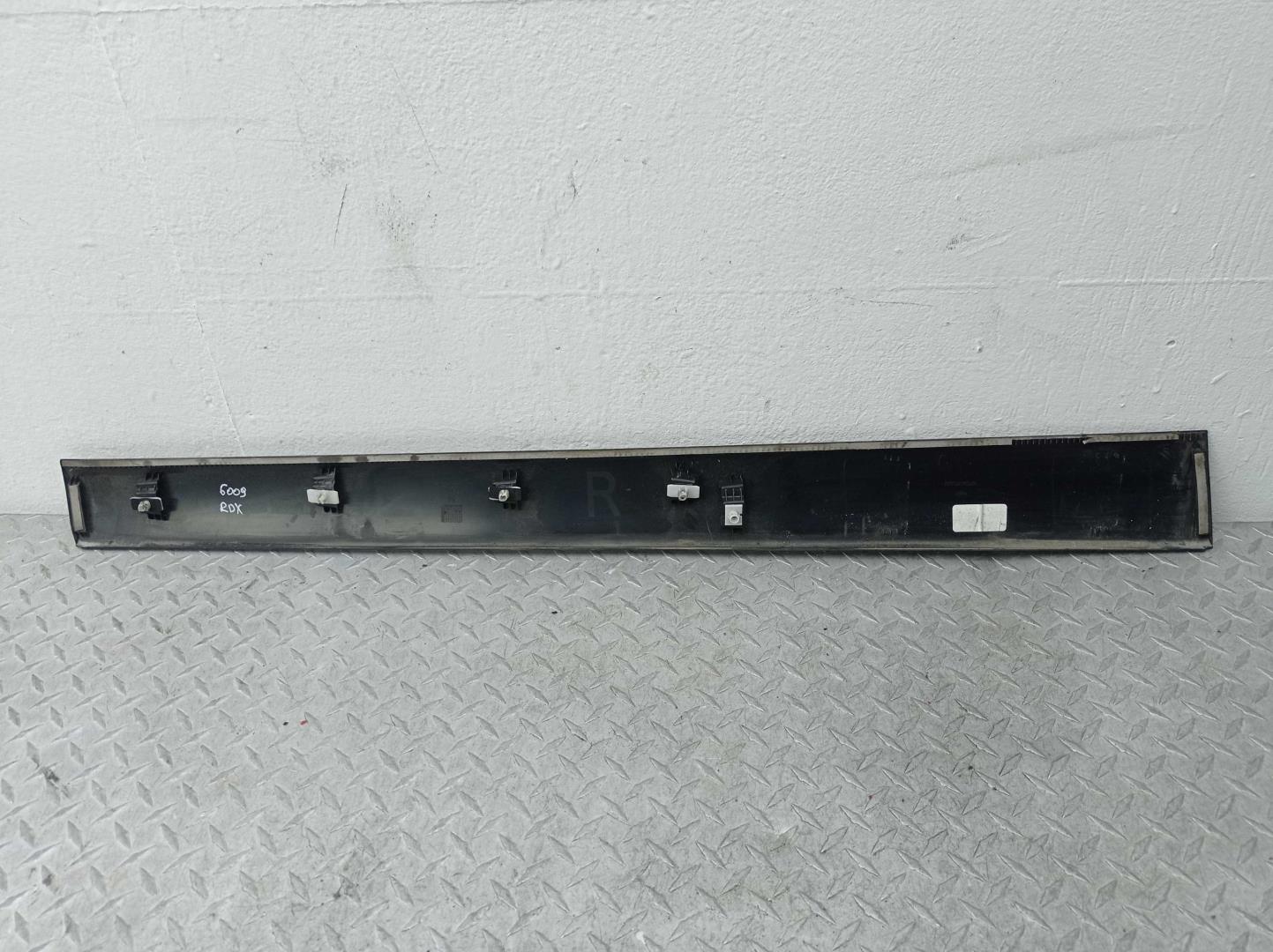 Накладка (кузов наружные)