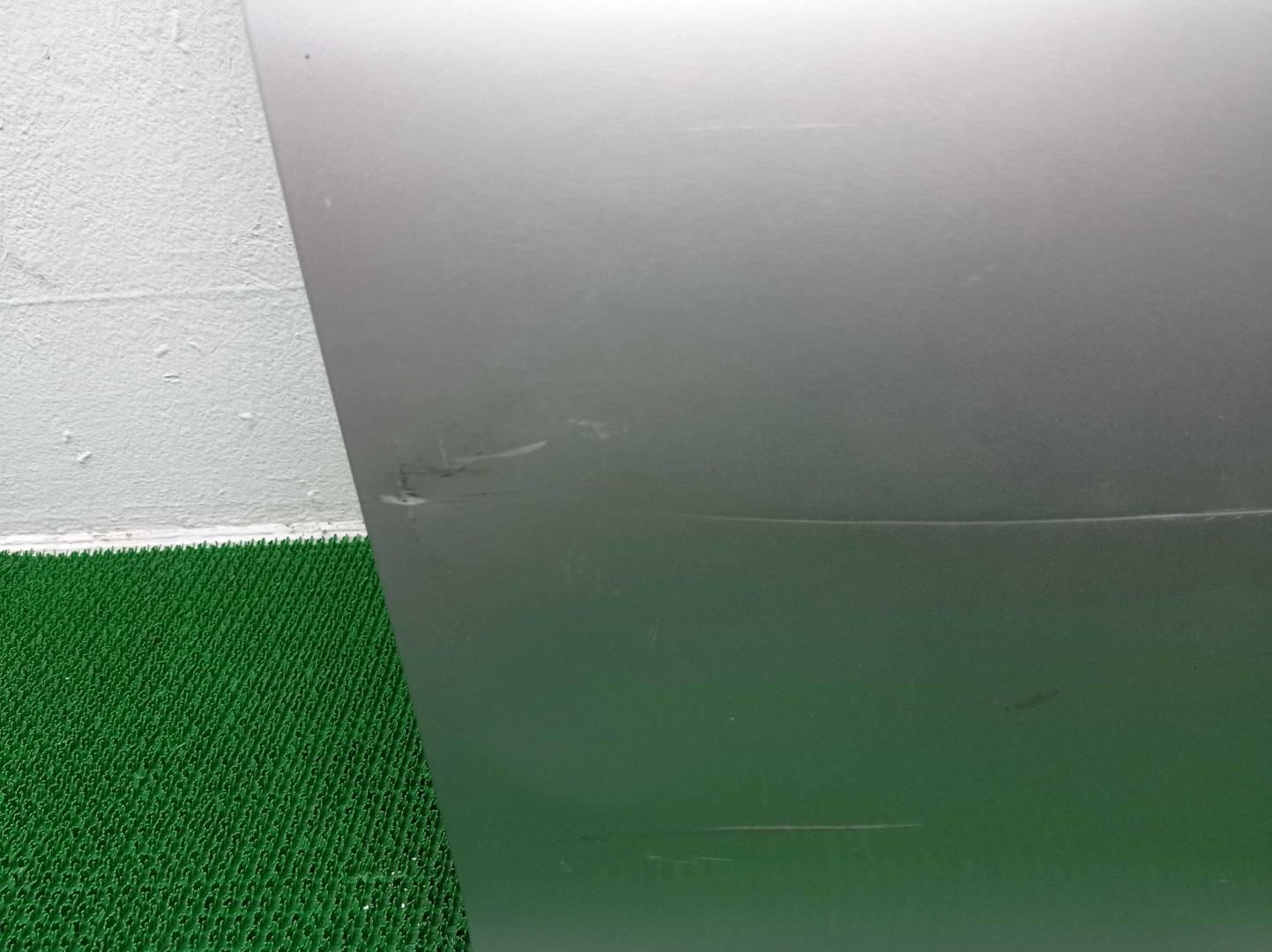 Стекло двери передней правой