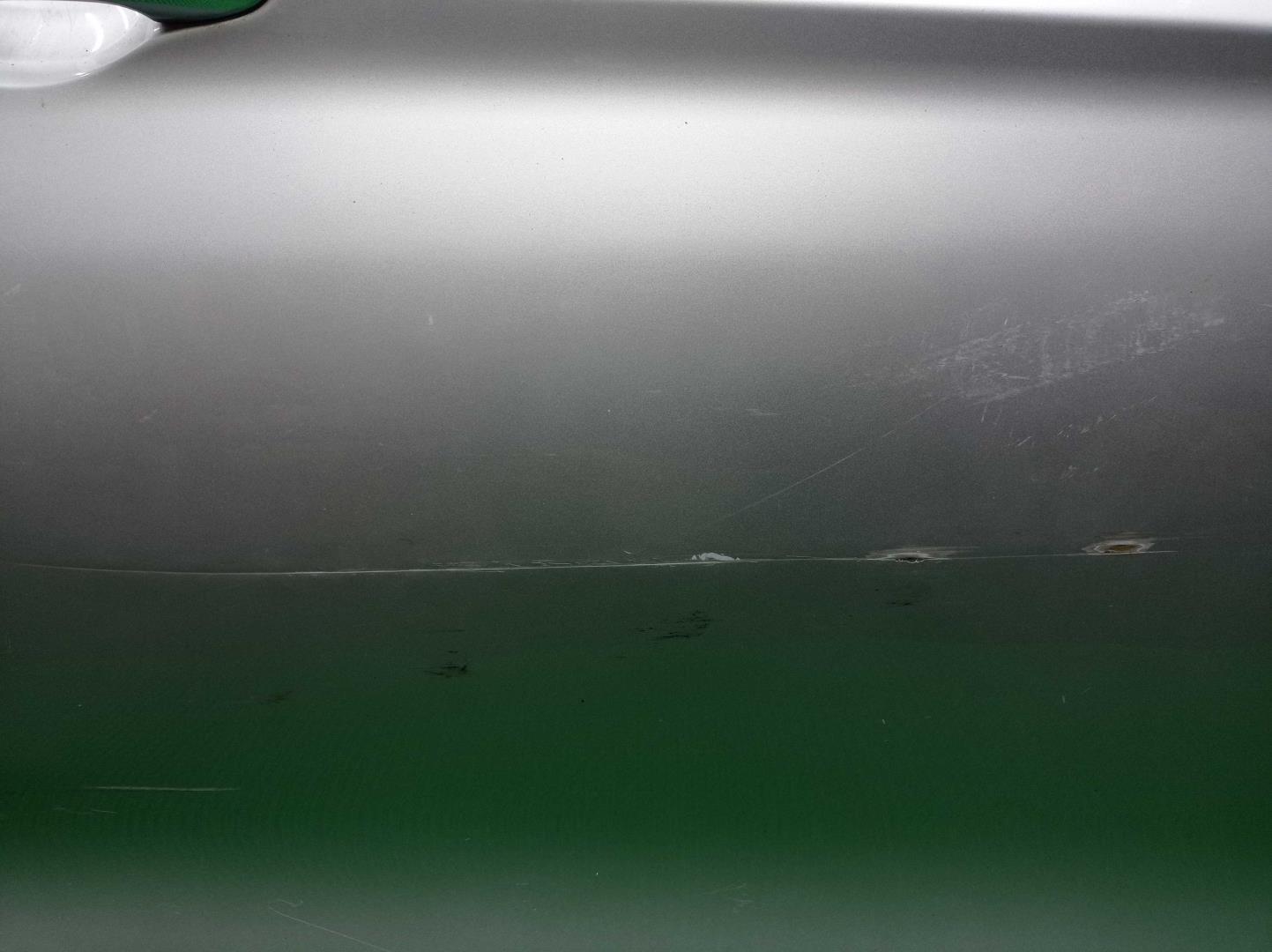 Стекло двери передней правой