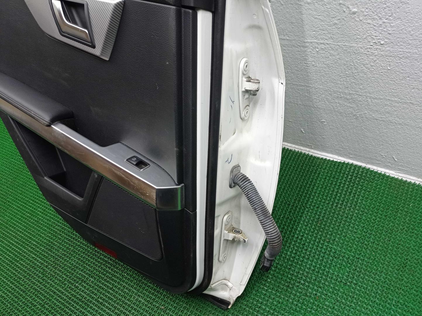 Стеклоподъемник электр. задний левый