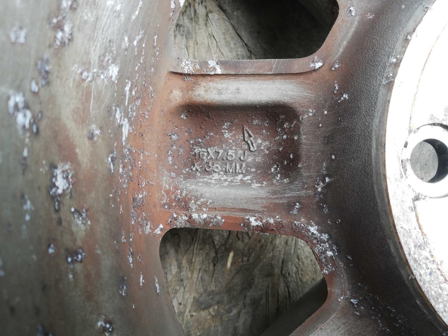 Диск колесный литой