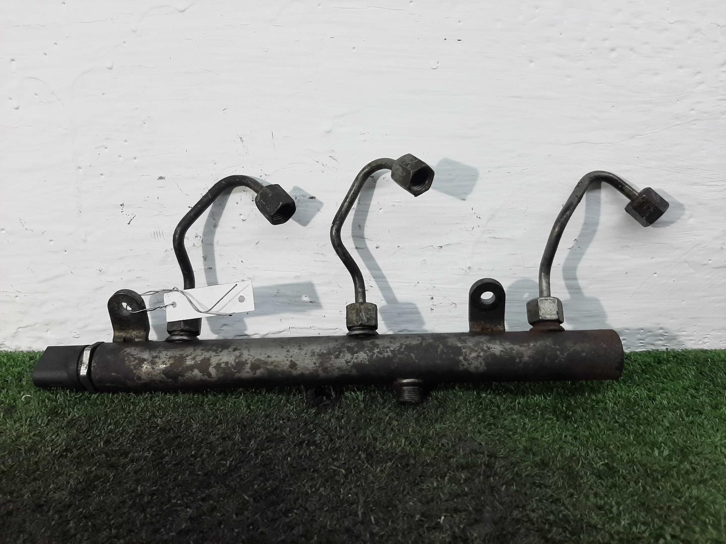 Рейка топливная (рампа)