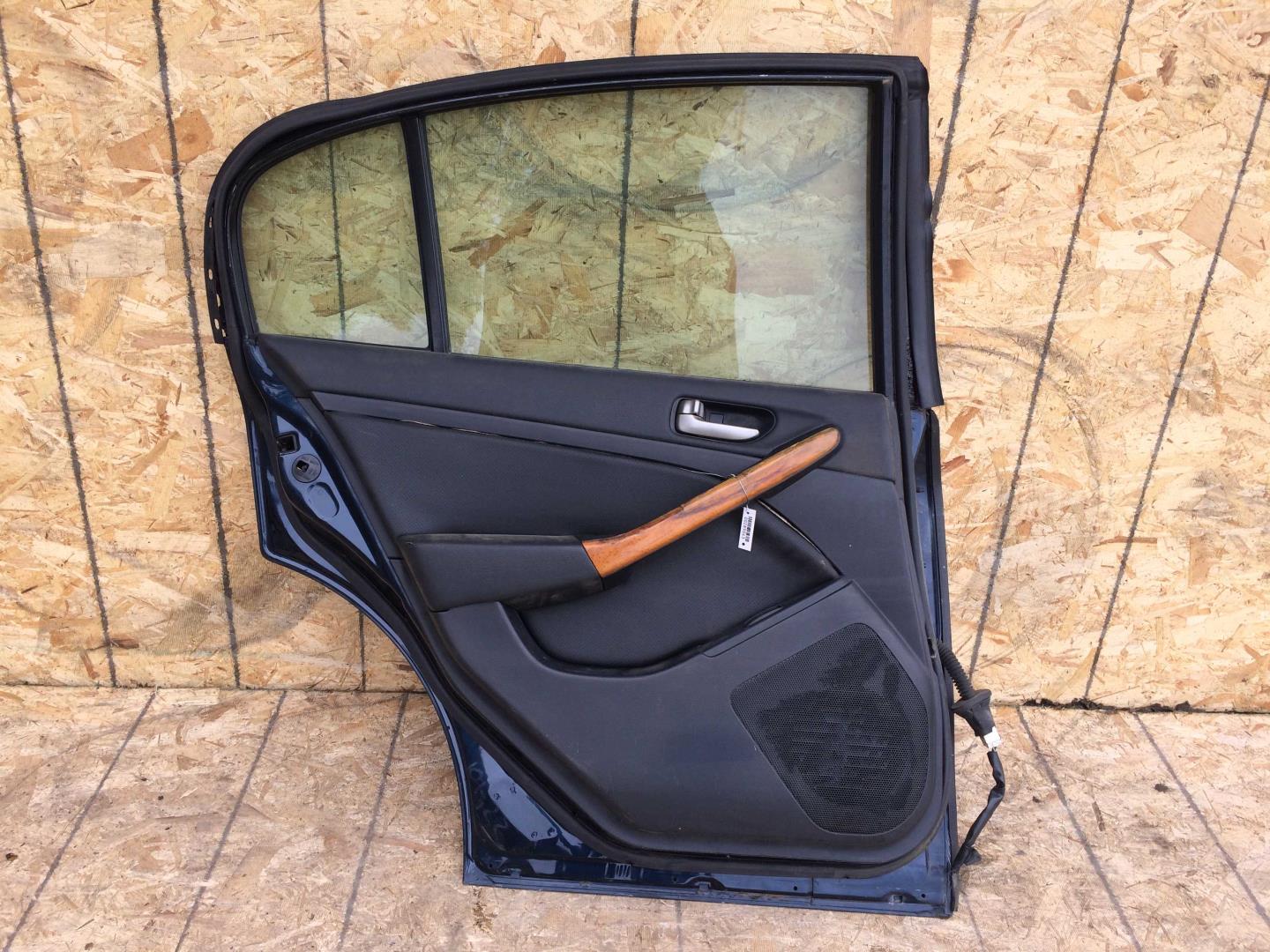 Дверь задняя левая