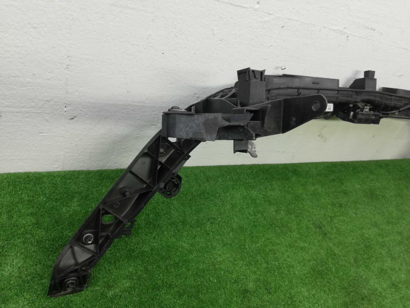 Кронштейн радиатора