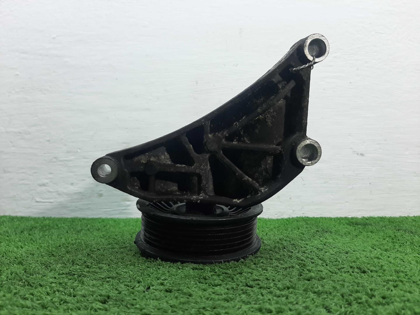 Натяжитель ремня