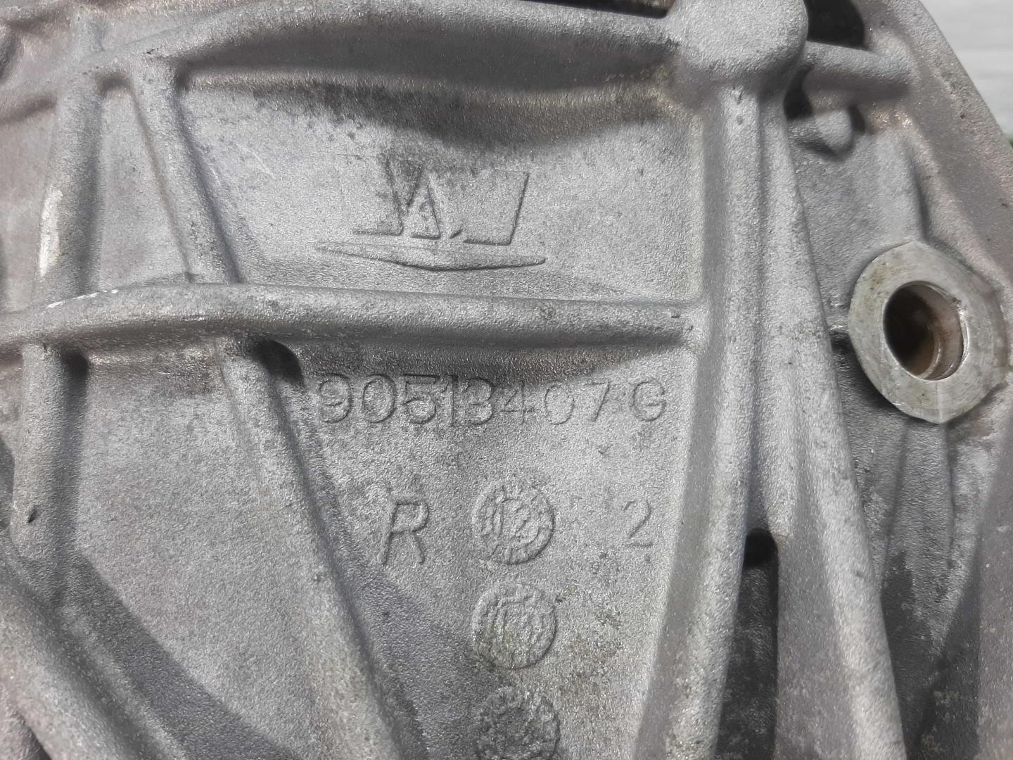 Кронштейн двигателя