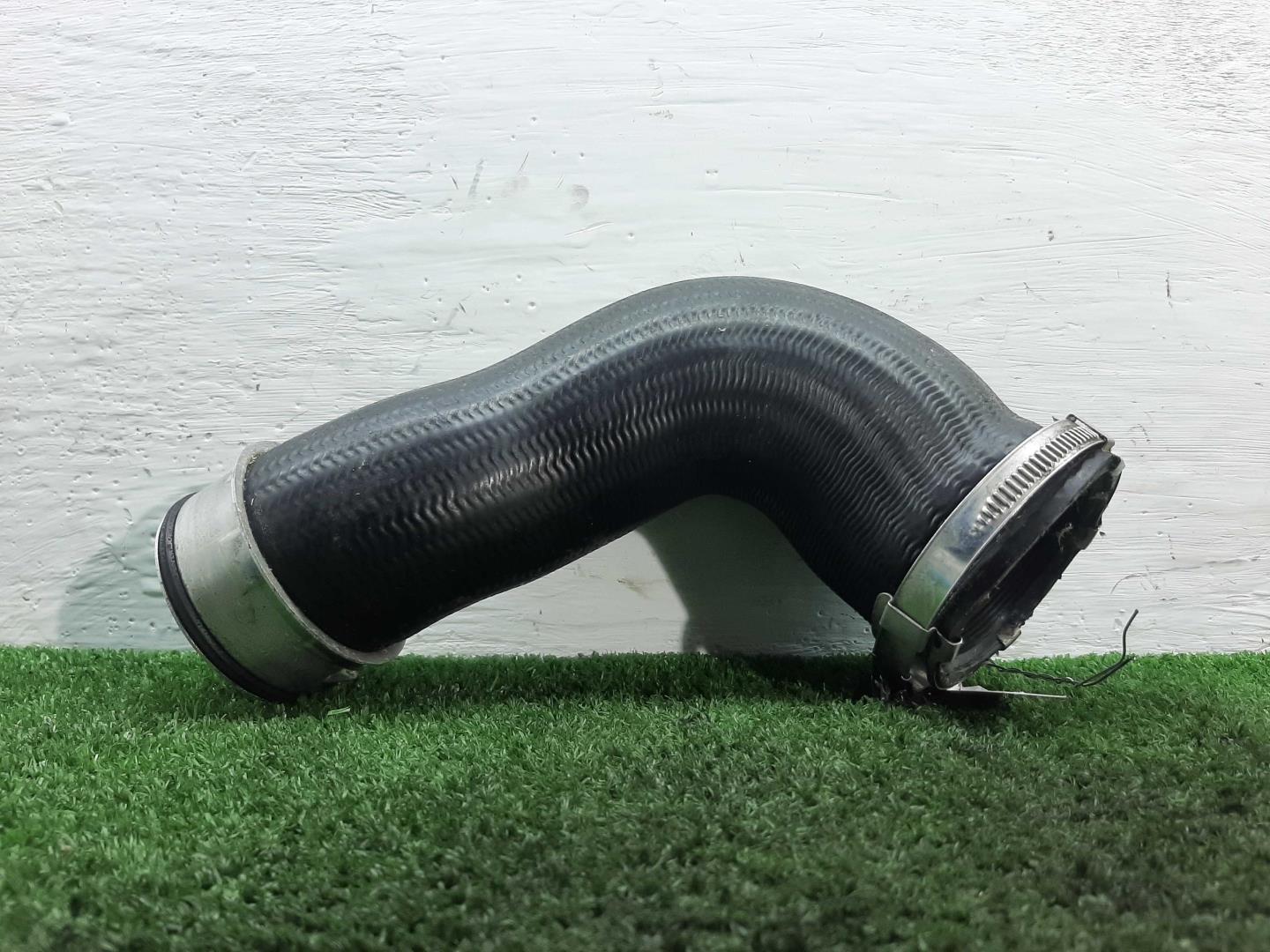 Патрубок интеркулера