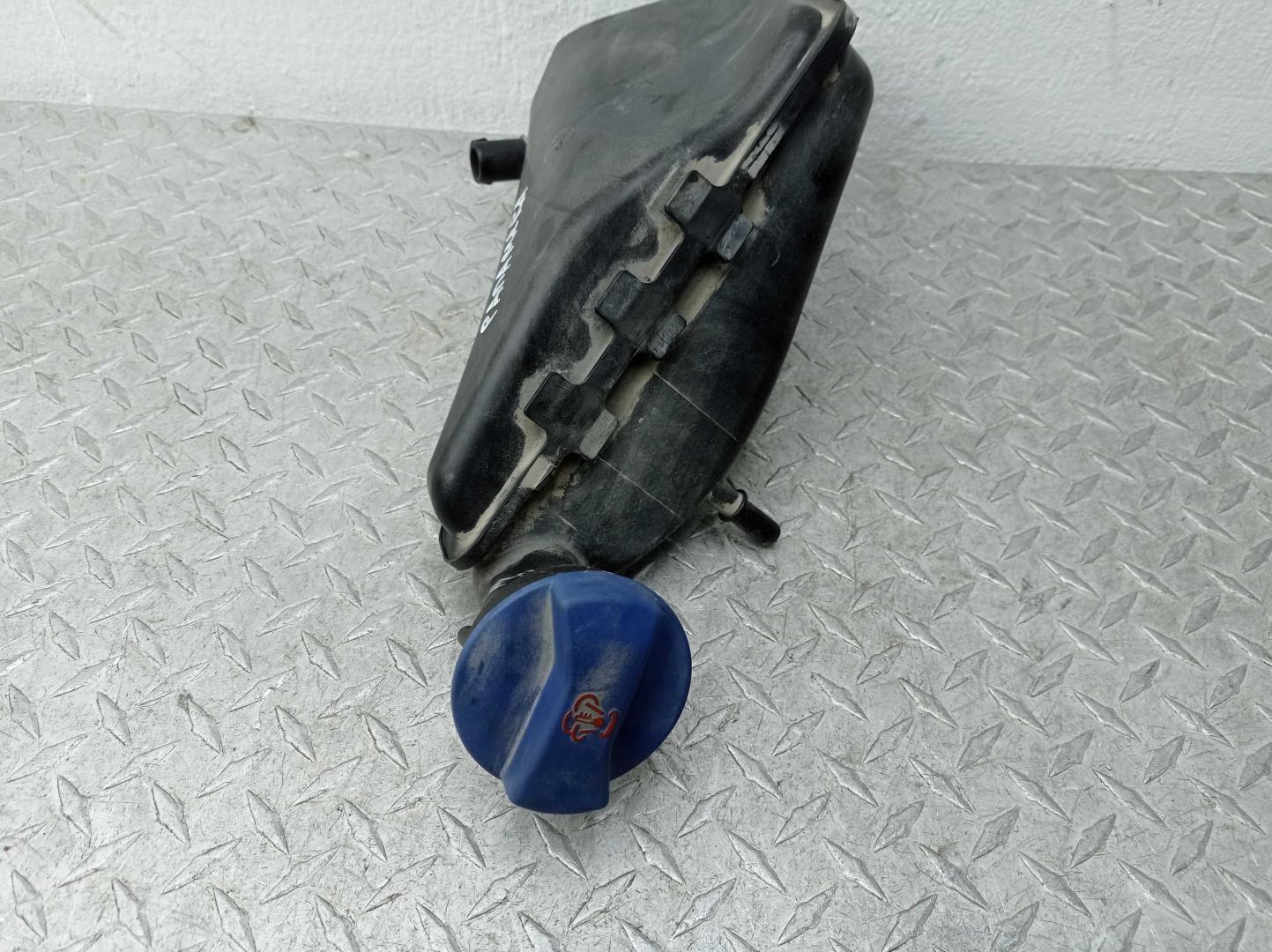 Бачок расширительный