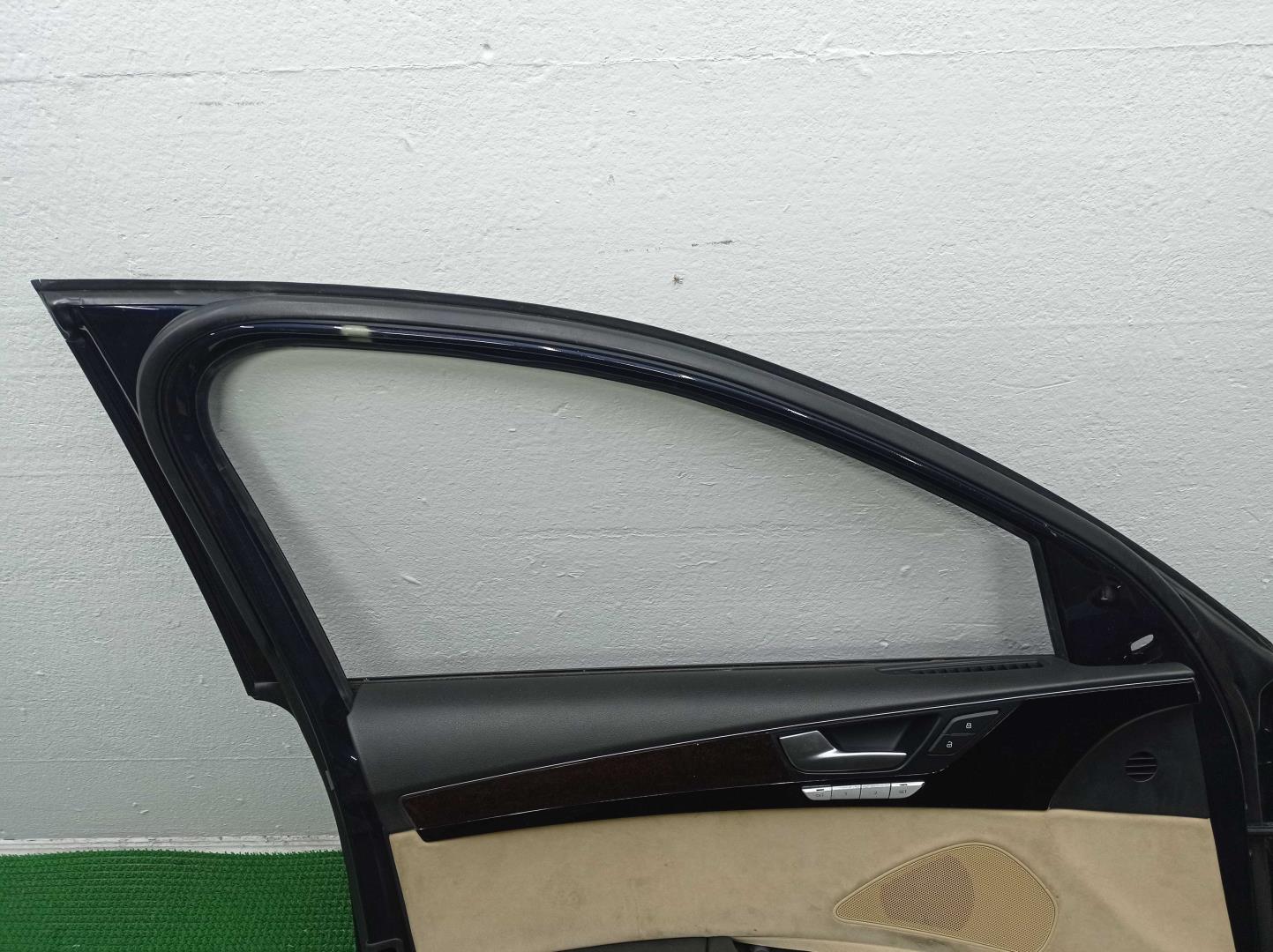 Ручка двери передней наружная левая