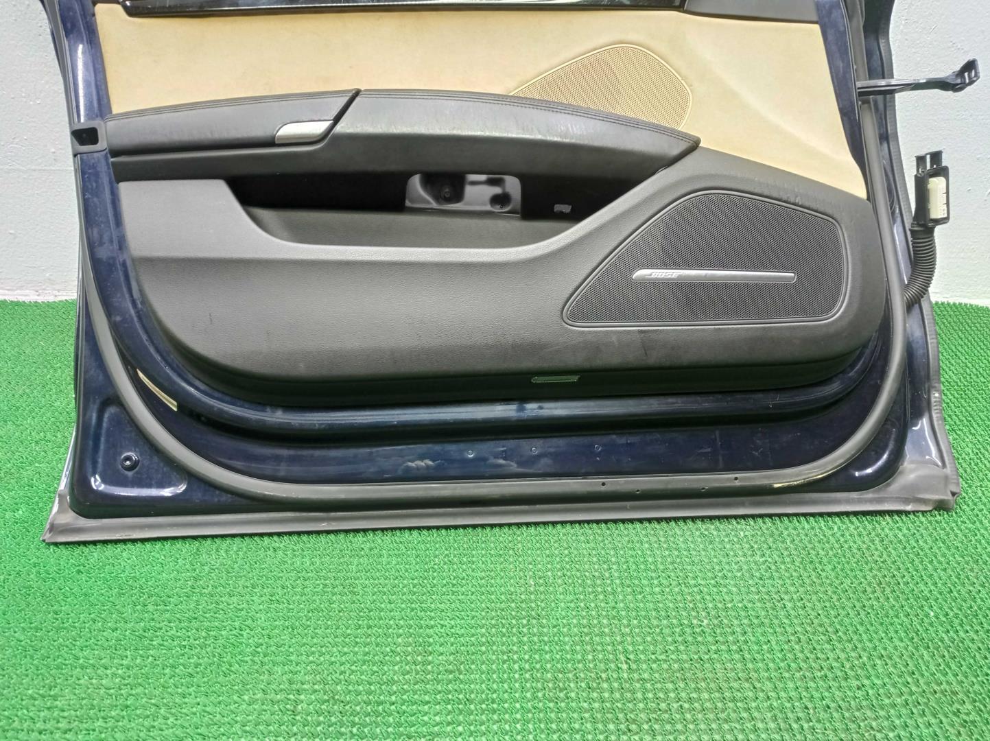 Ручка двери передней наружная левая