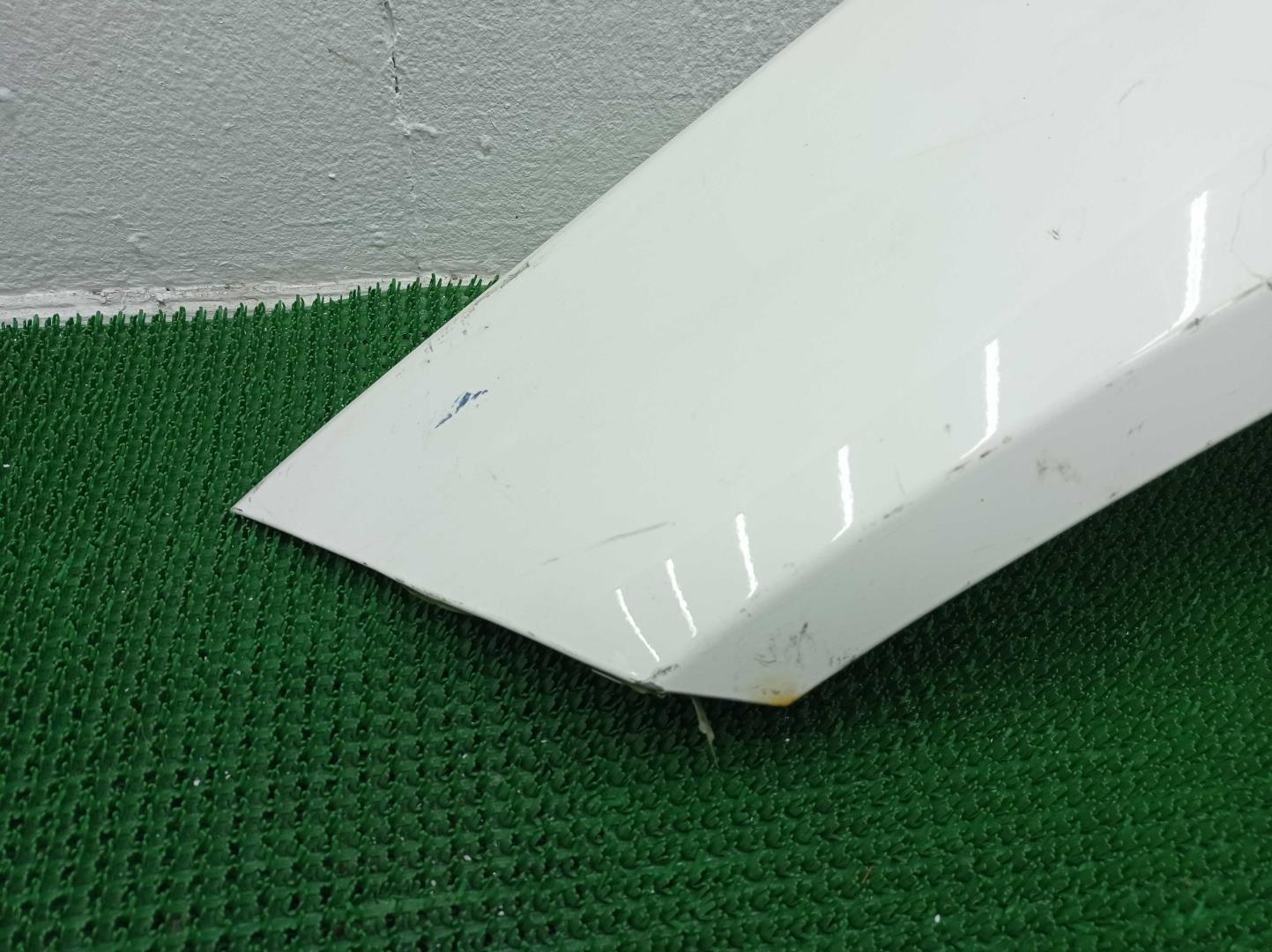 Крыло переднее левое