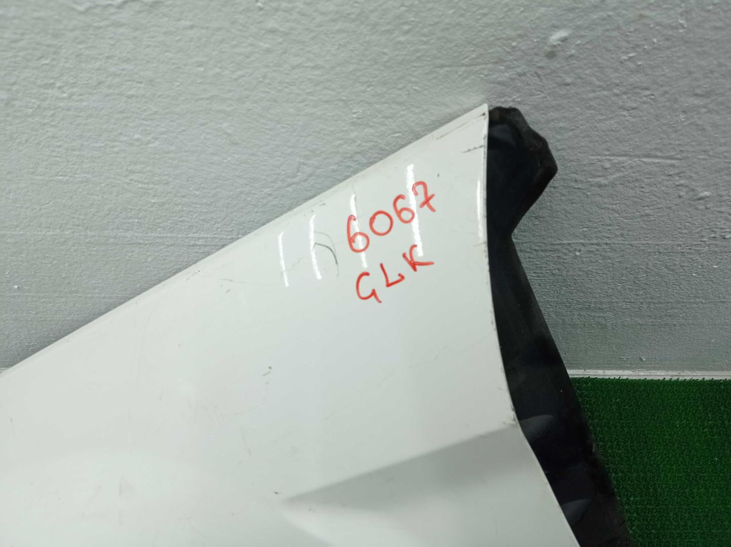 Крыло переднее левое