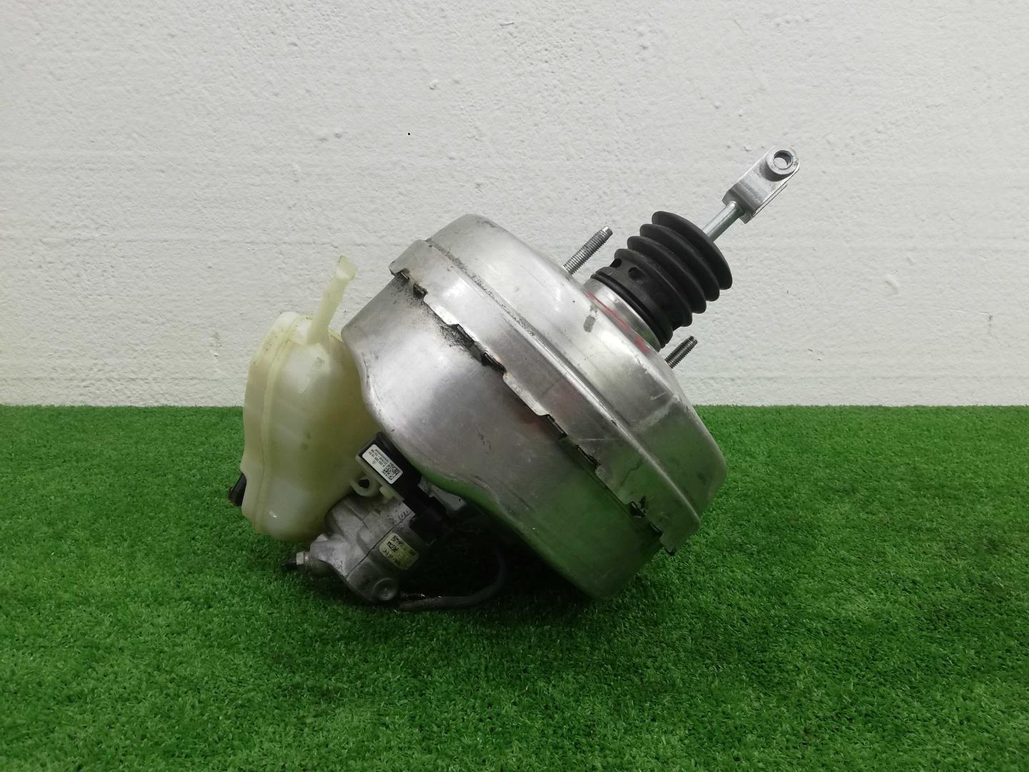 Усилитель тормозов вакуумный