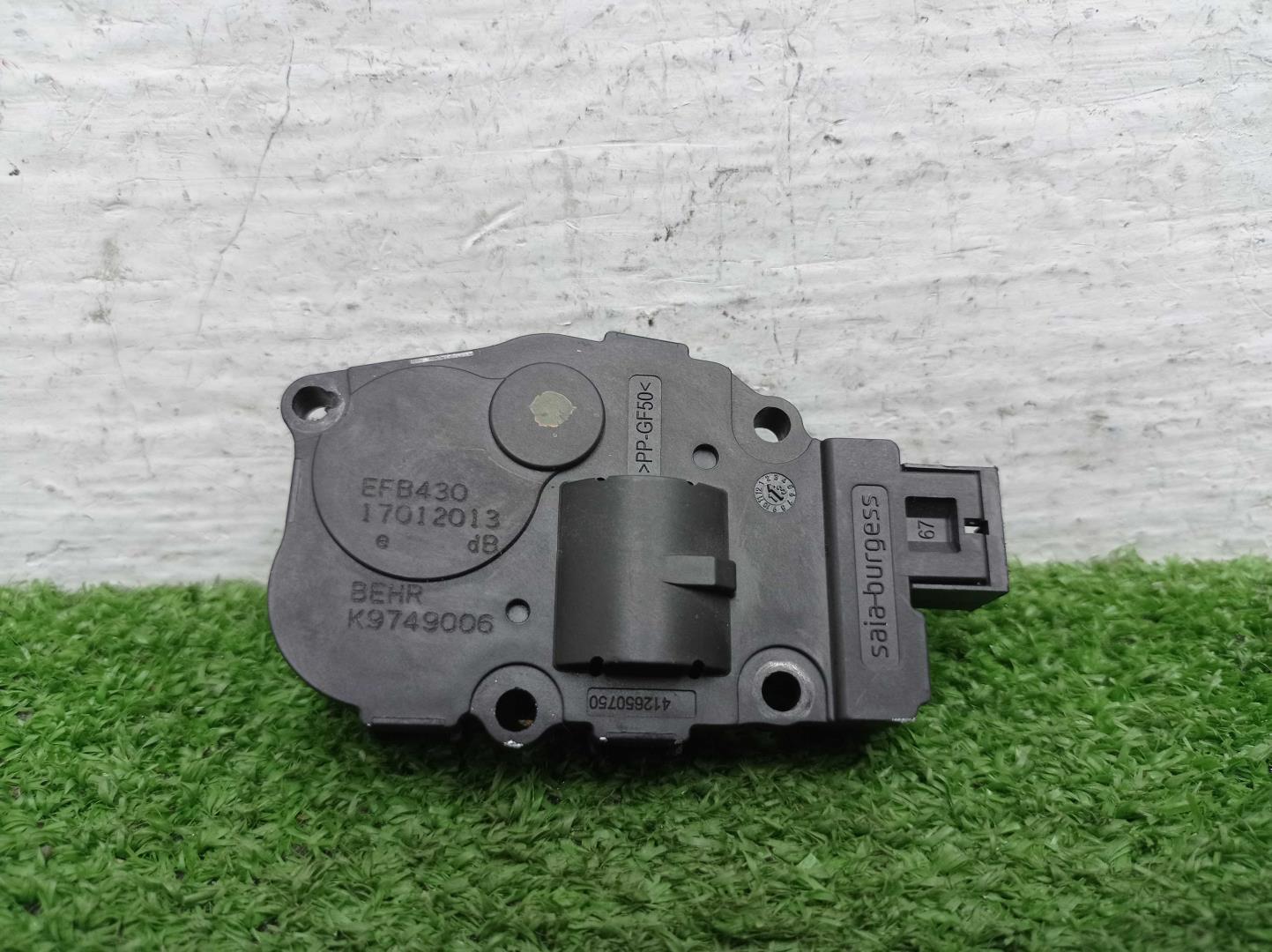 Моторчик заслонки печки