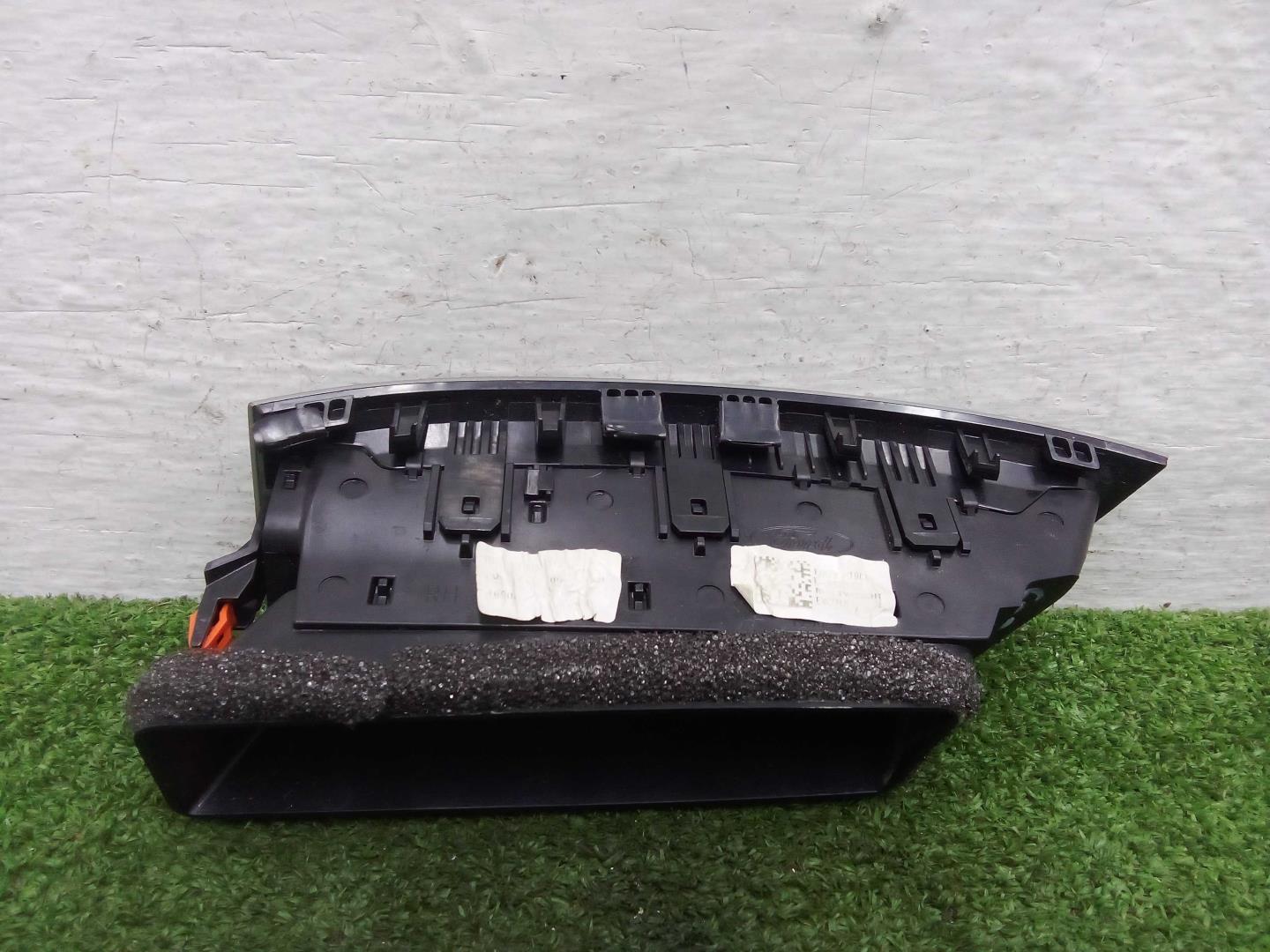 Дефлектор воздушный