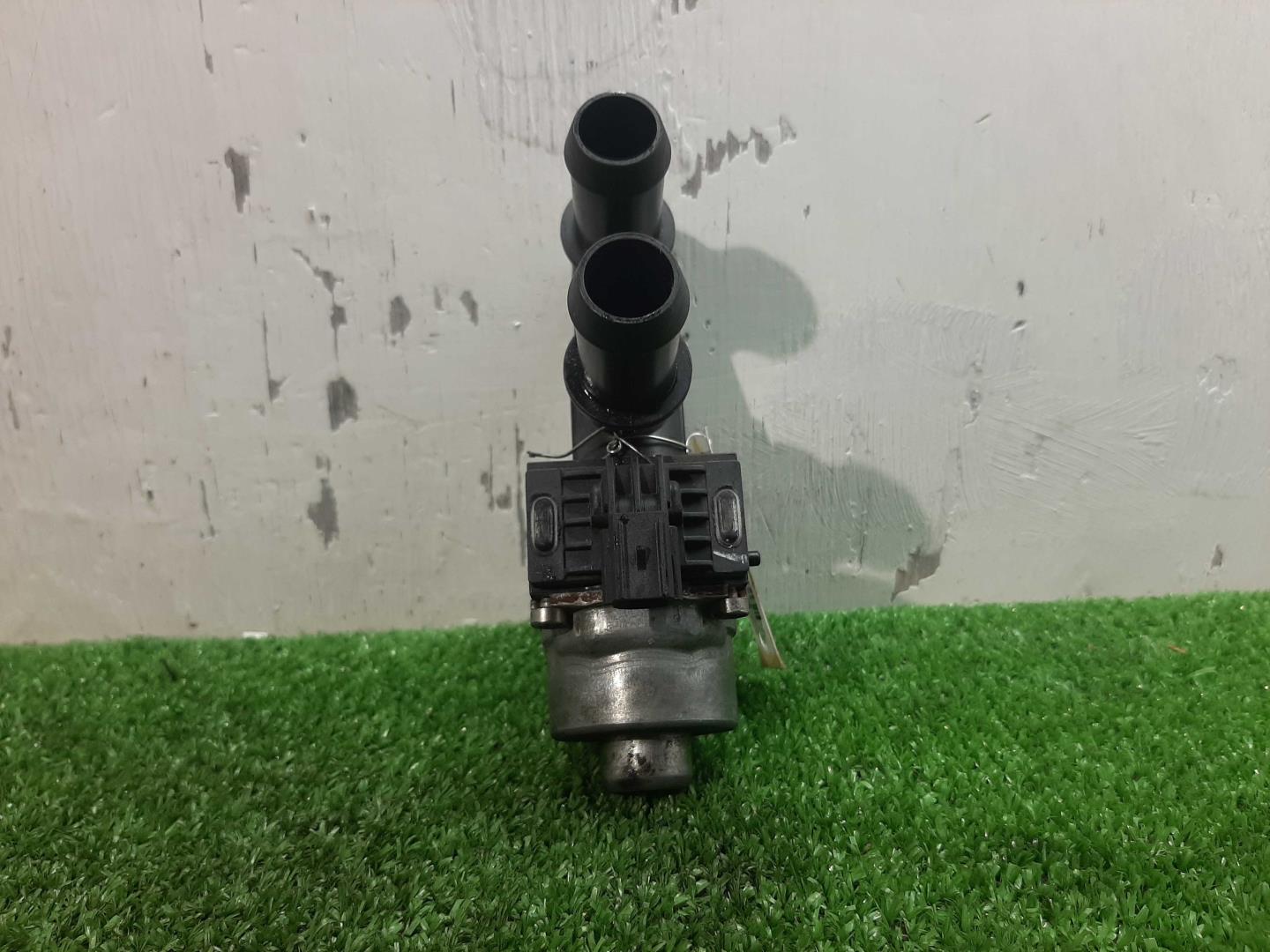 Насос электрический (доп.помпа)