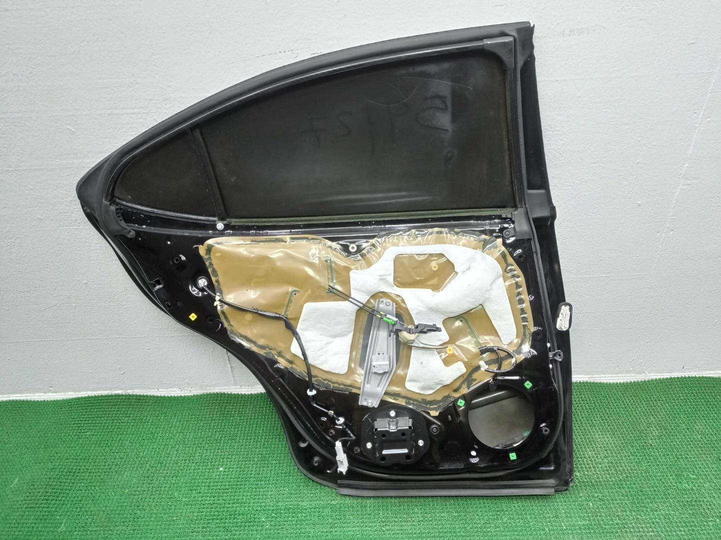 Ручка двери задней наружная левая