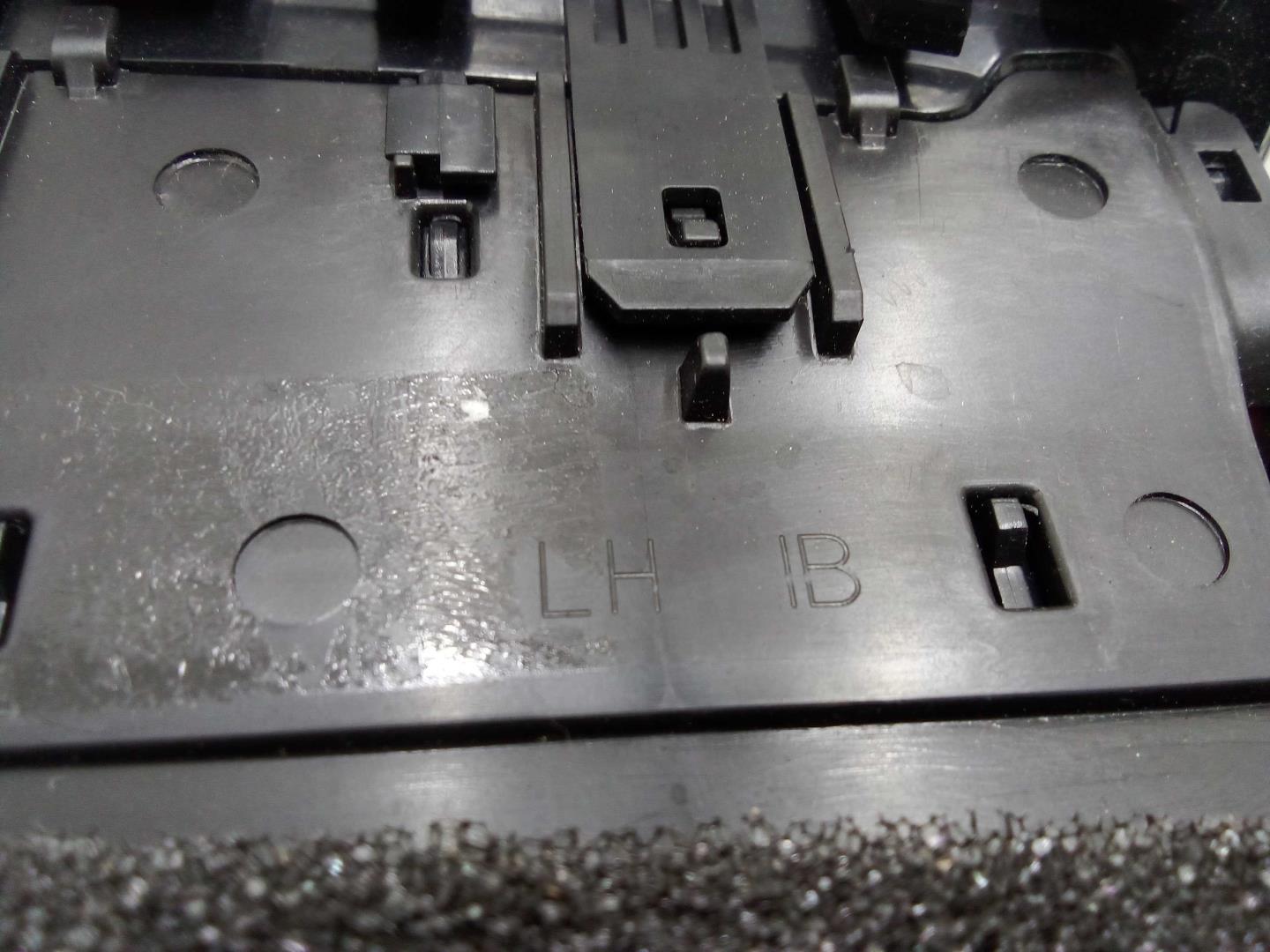 Дефлектор воздушный