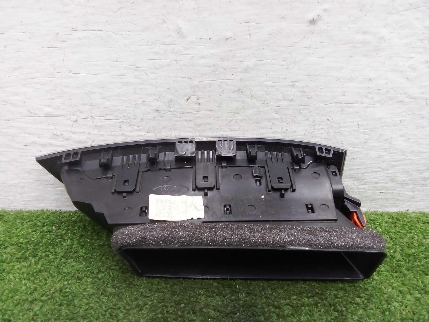 Дефлектор воздушный