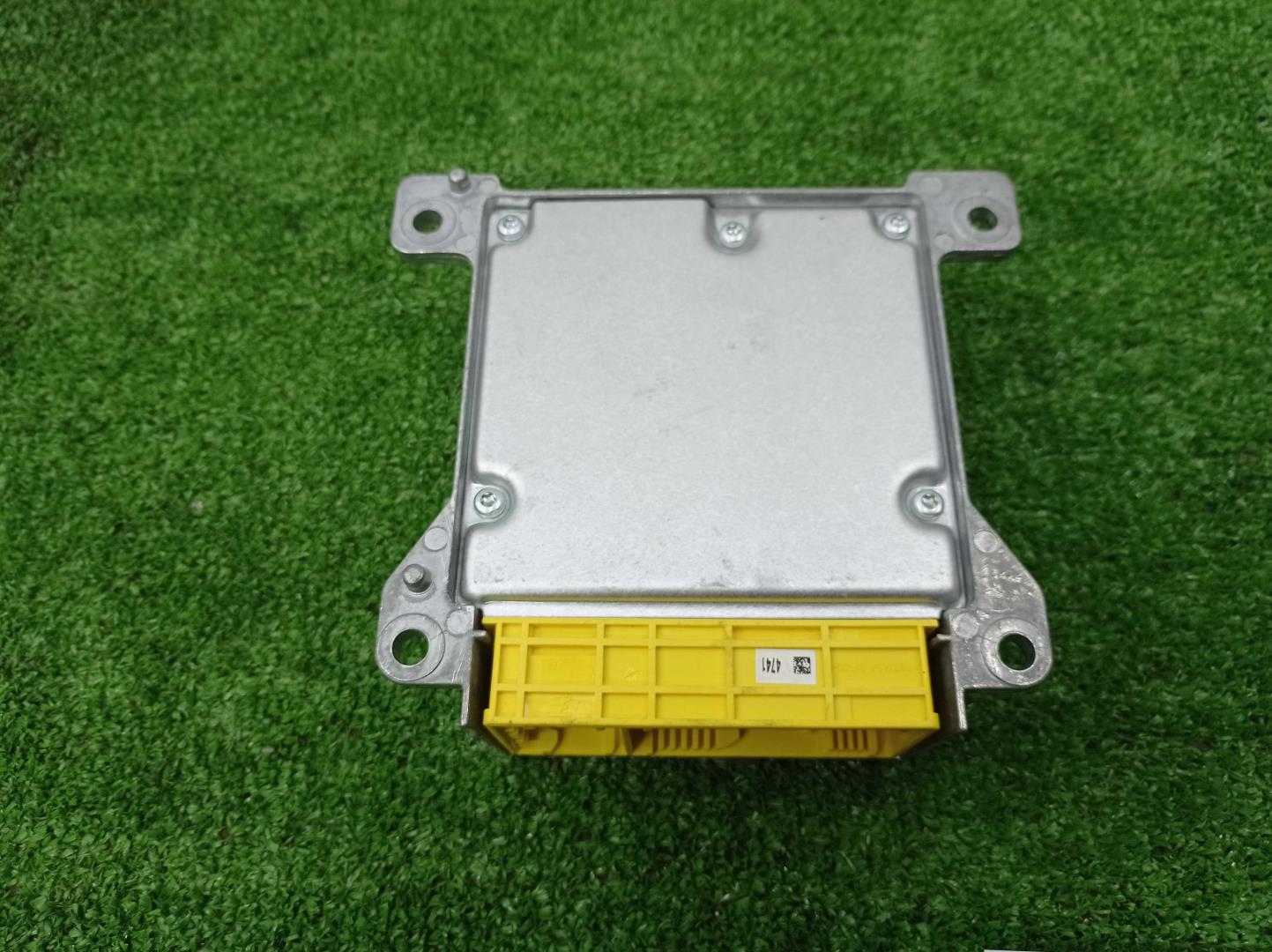 Блок управления подушек безопасности (AIR BAG)