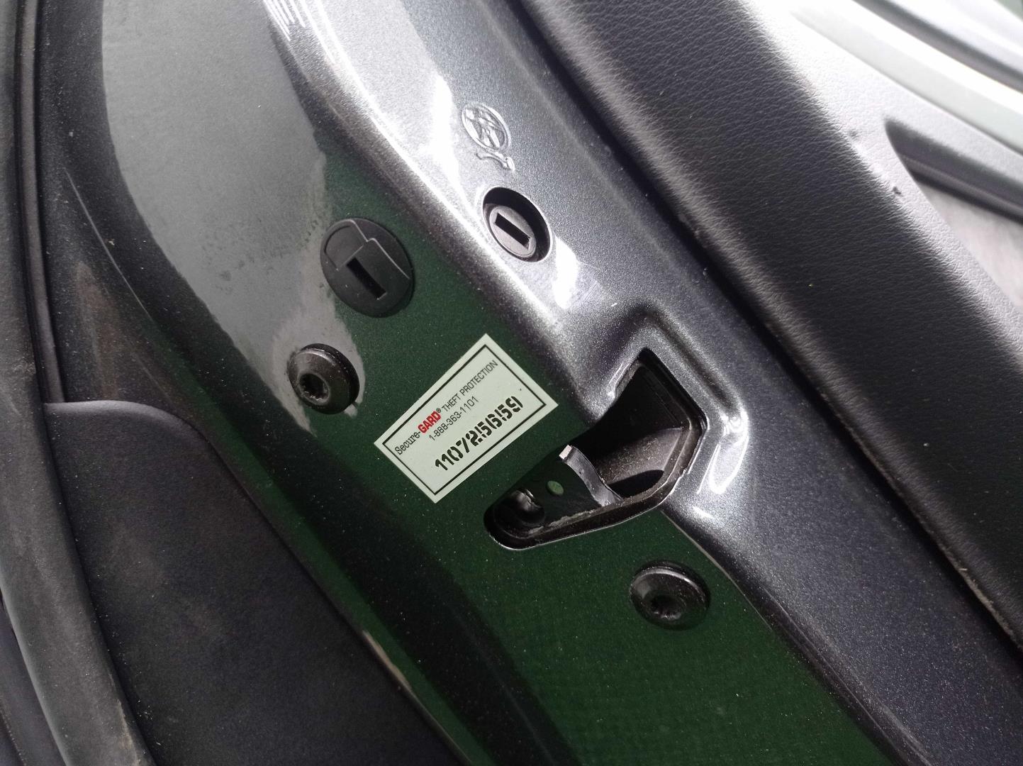 Замок двери задней левой