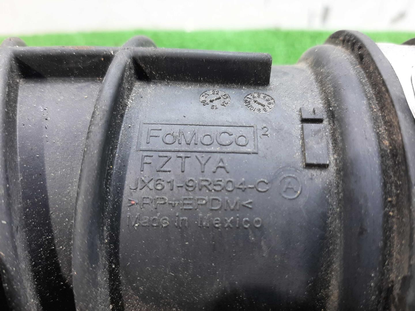 Патрубок воздушного фильтра