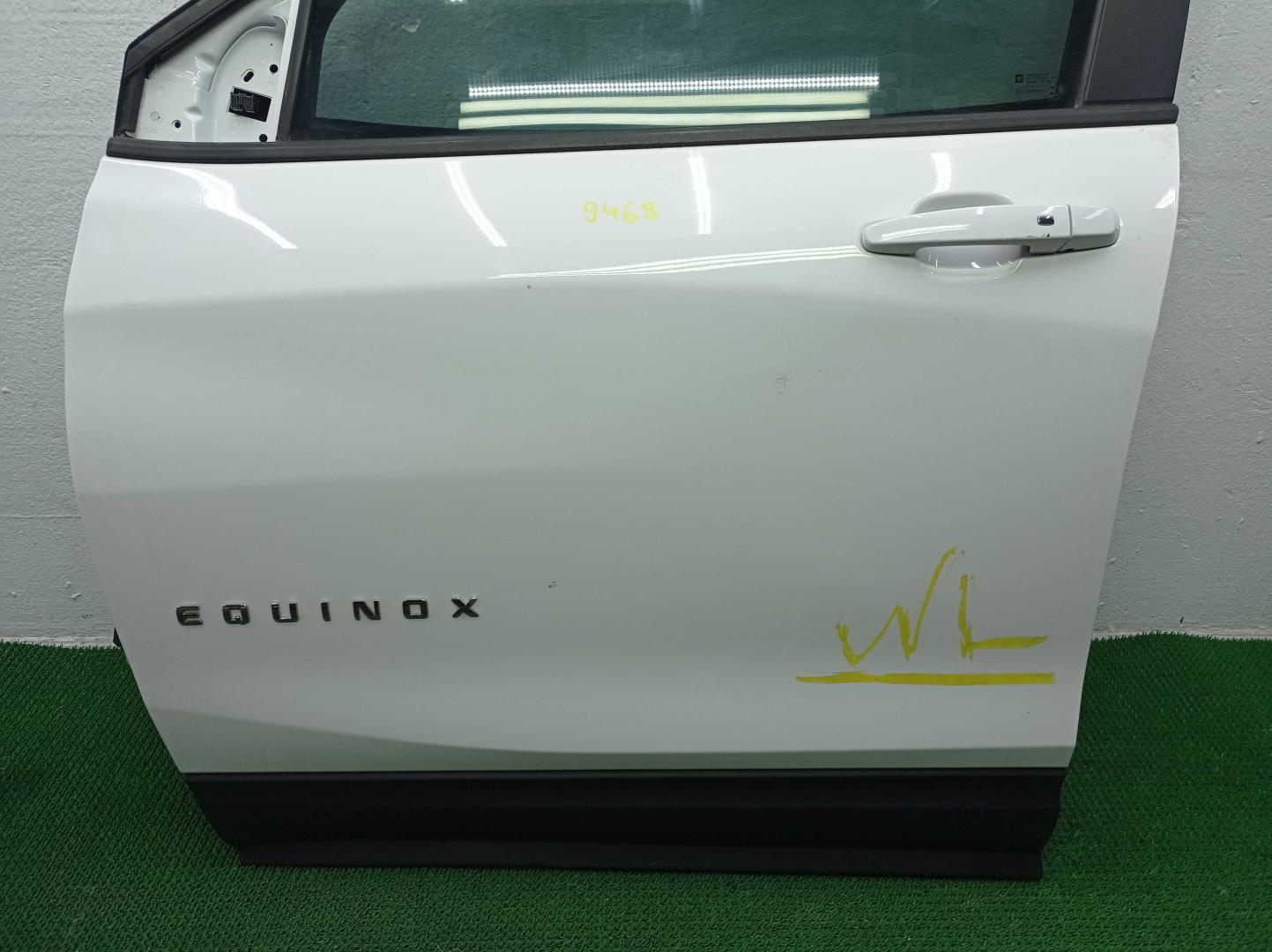 Замок двери передней левой