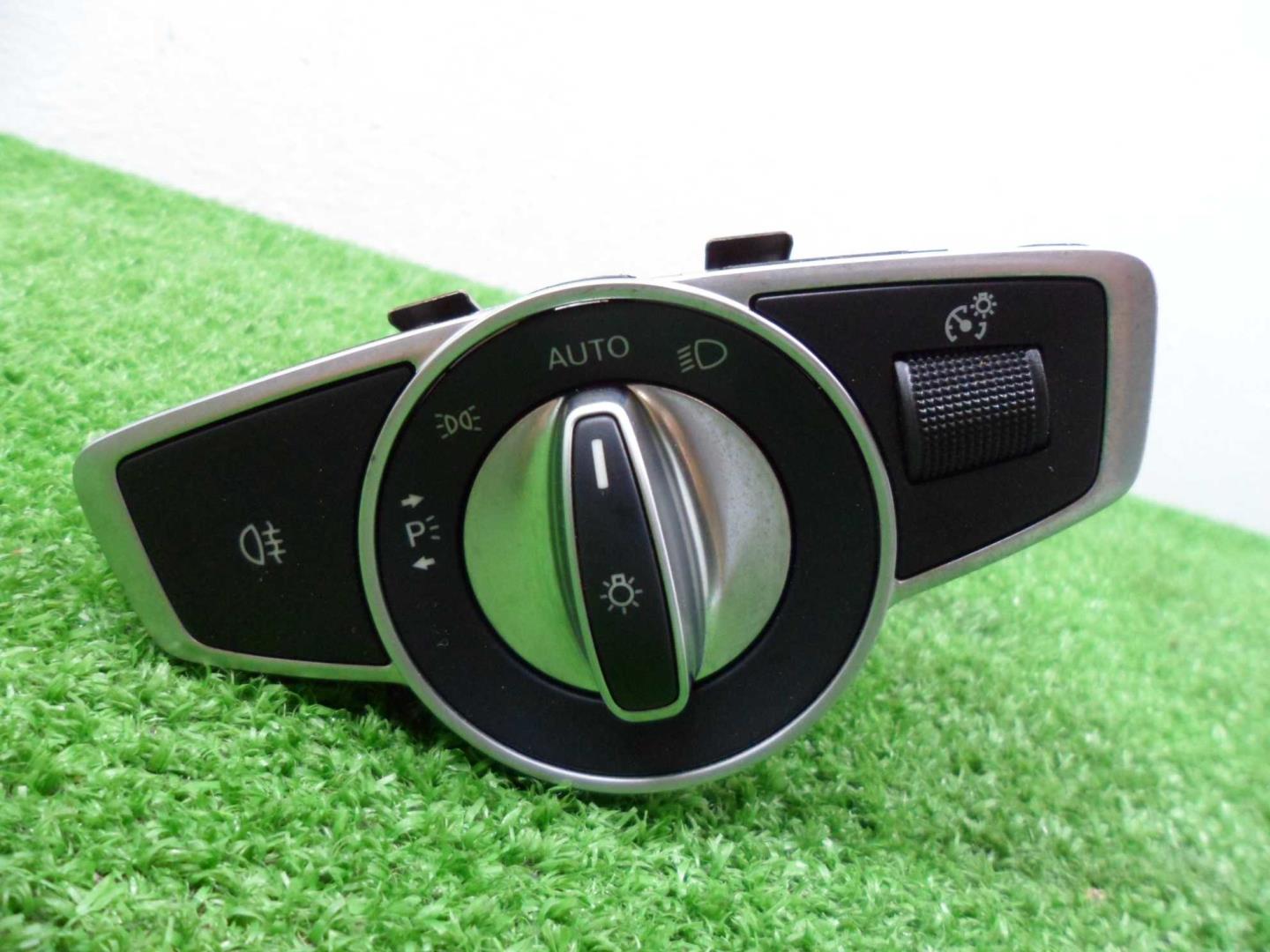 Переключатель света фар