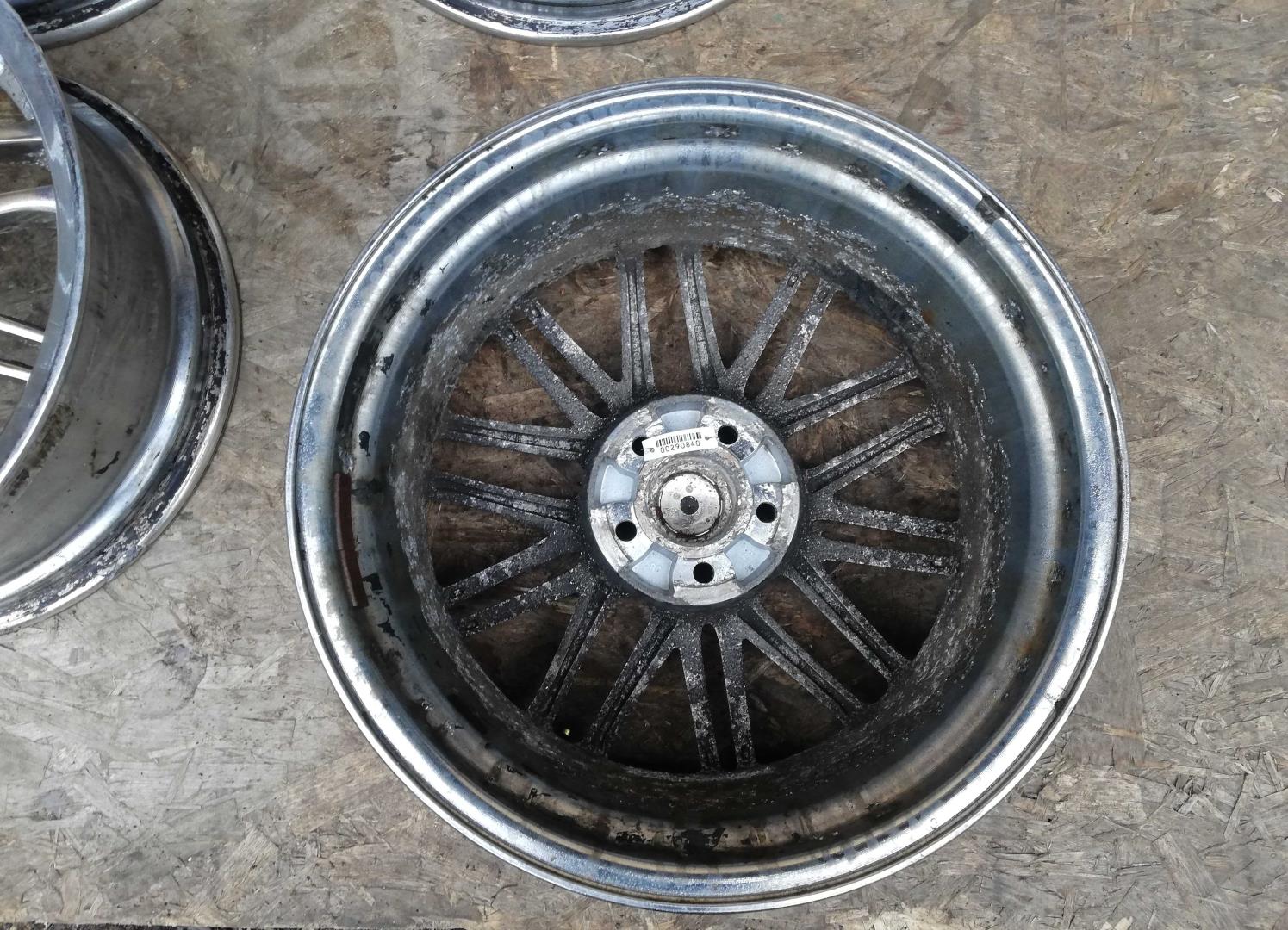 Диск колесный литой легкий сплав