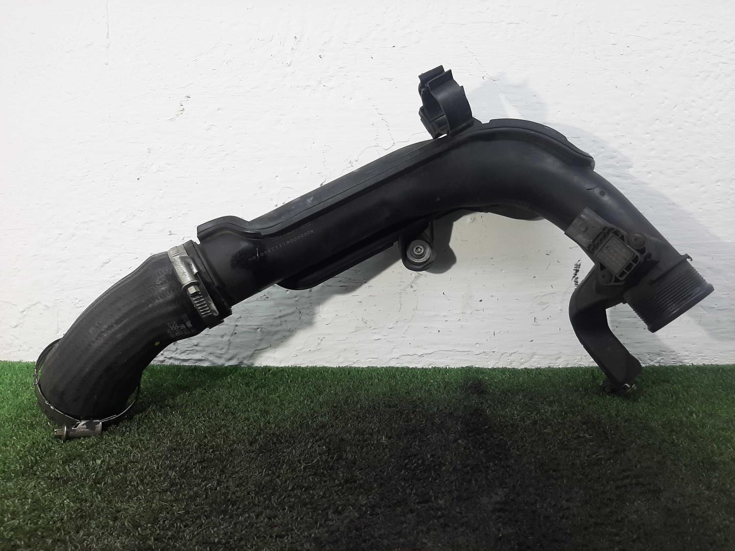 Патрубок интеркулера