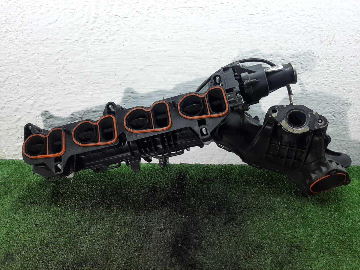 Коллектор впускной