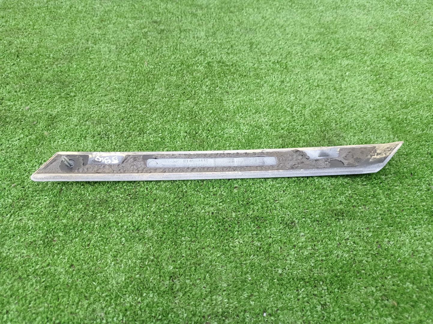 Накладка заднего крыла левого