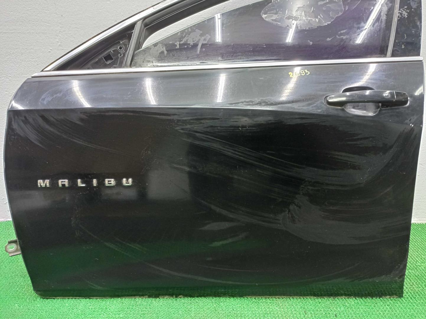 Дверь передняя левая