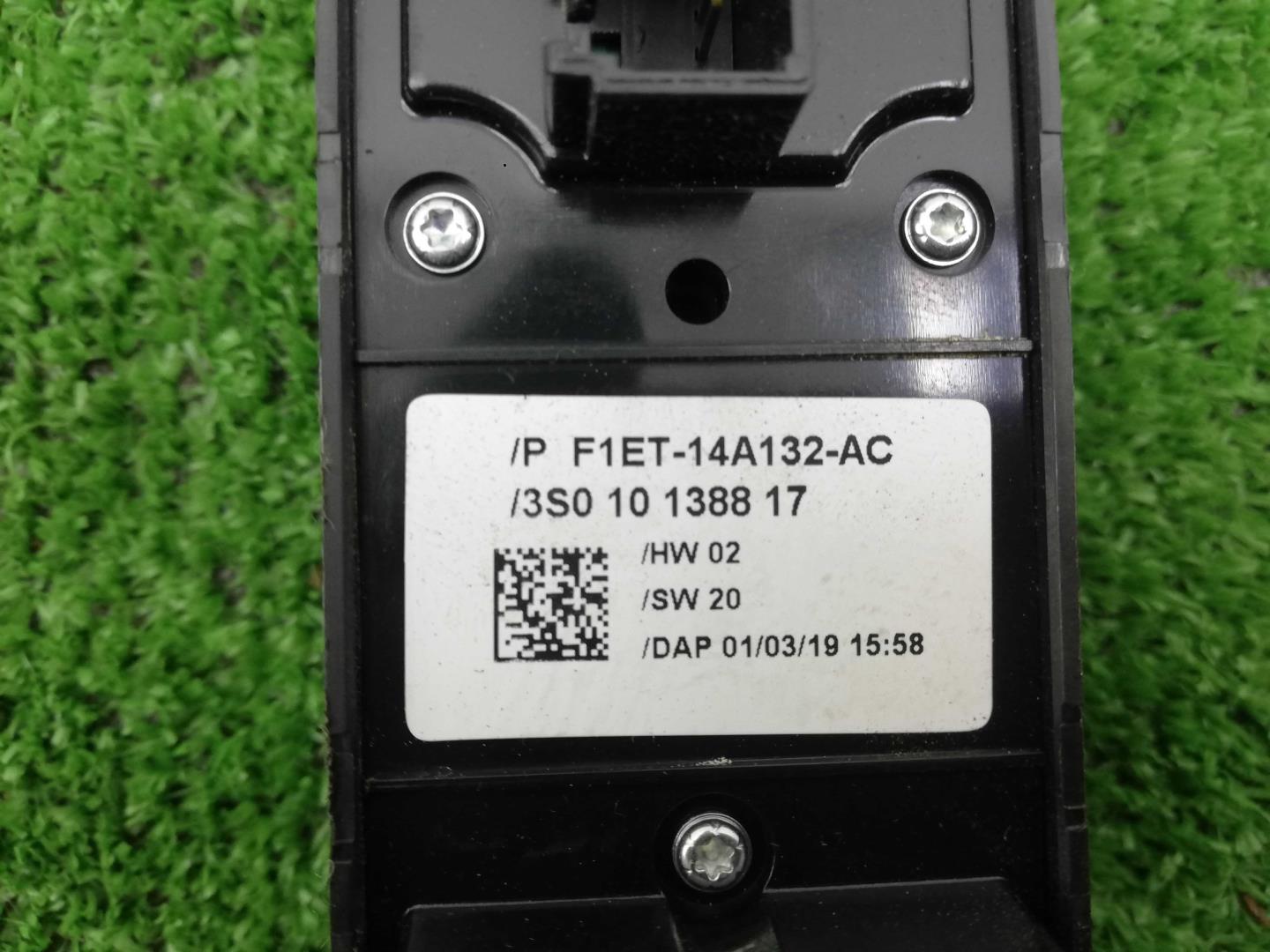 Блок управления стеклоподъемниками