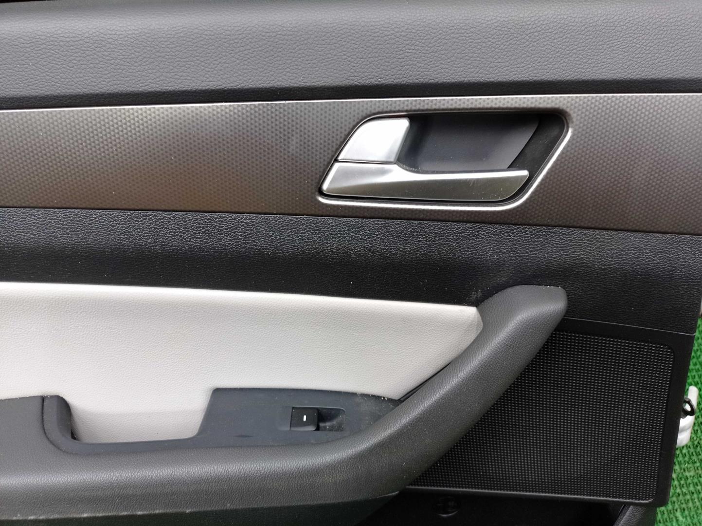 Стеклоподъемник электр. задний левый