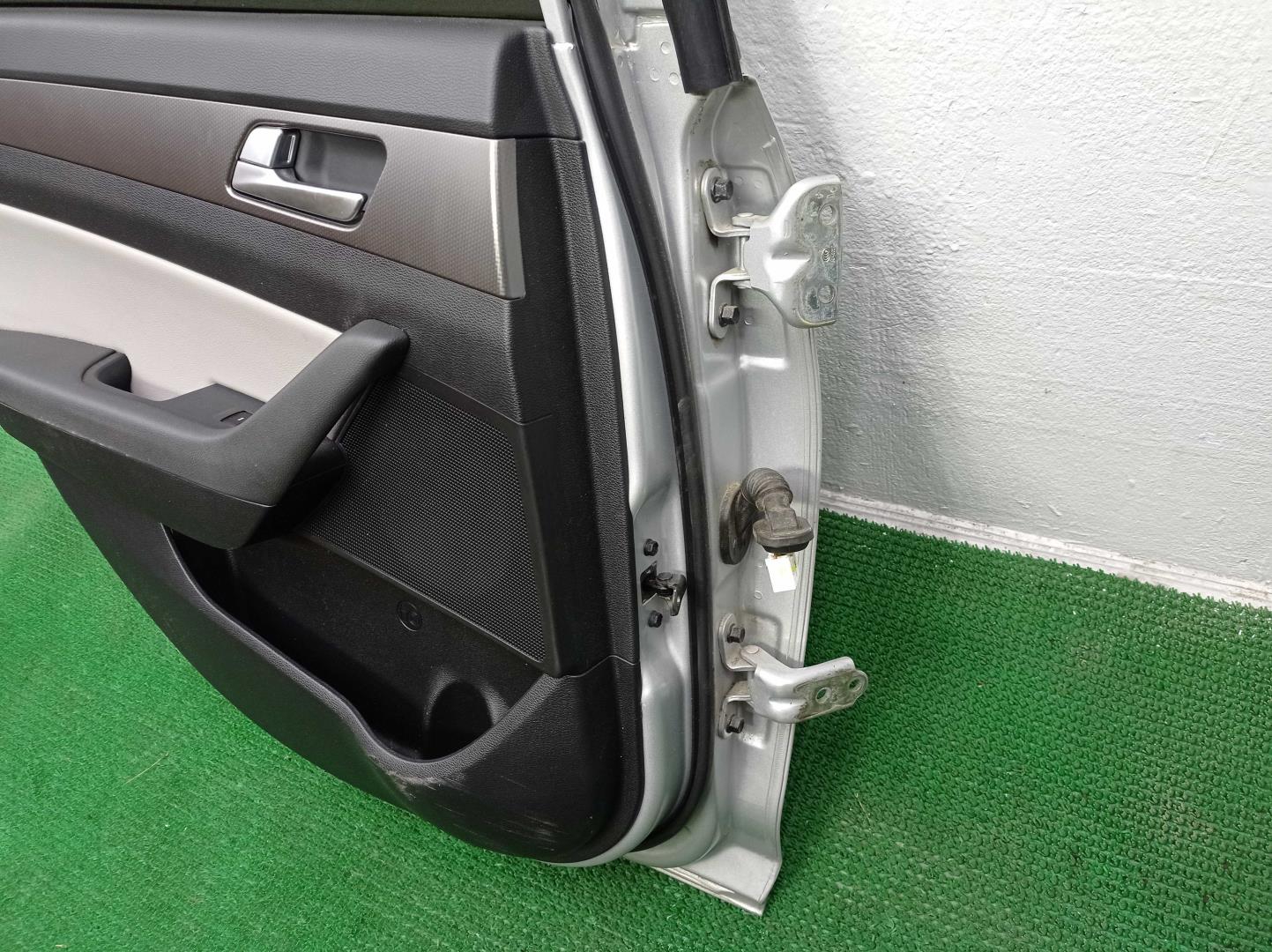 Стеклоподъемник электр. задний левый