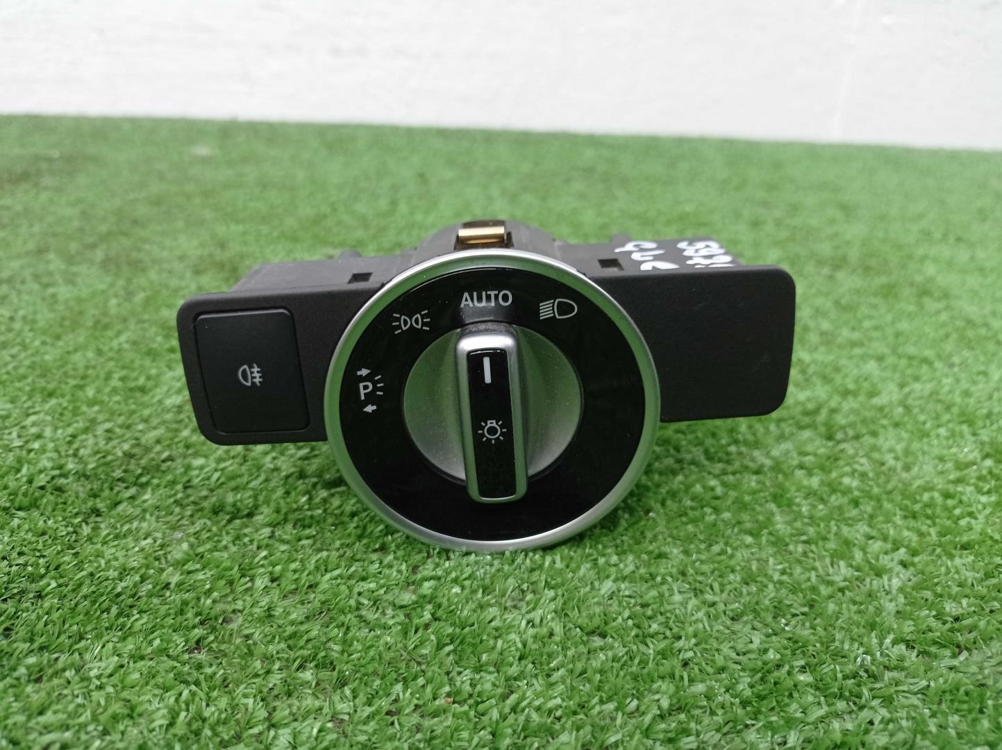 Переключатель света фар