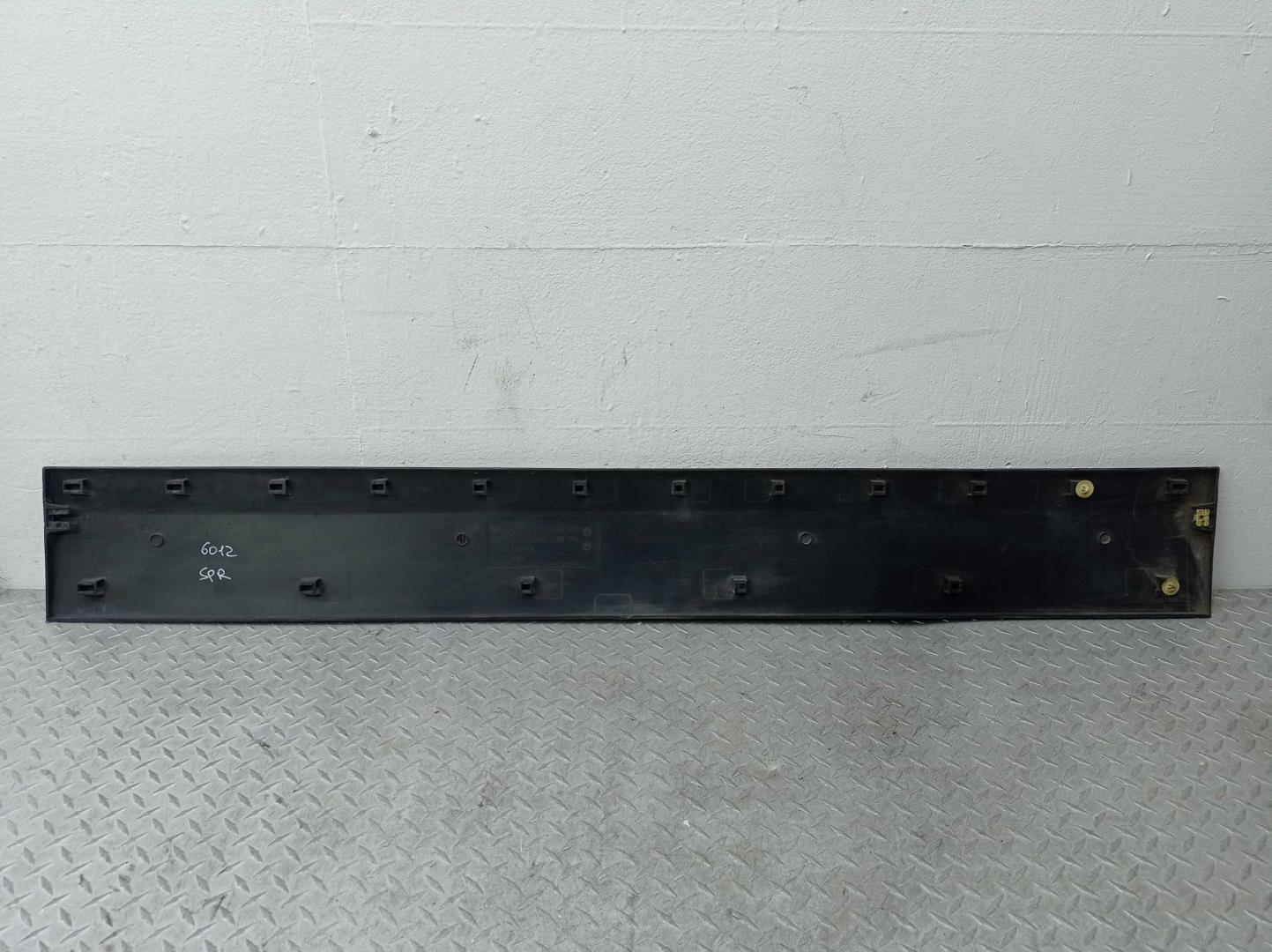 Накладка (кузов наружные)