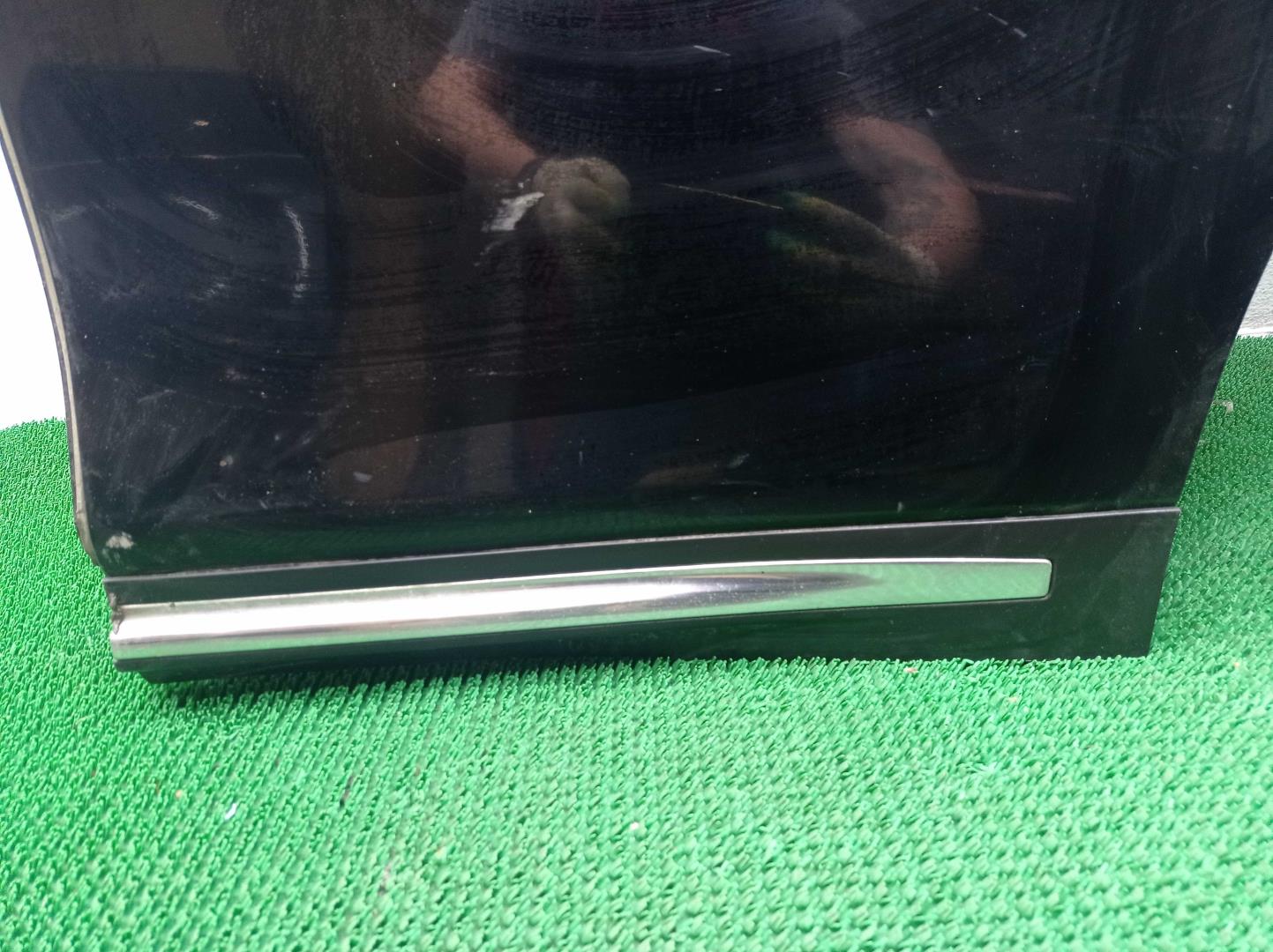 Стекло двери задней левой